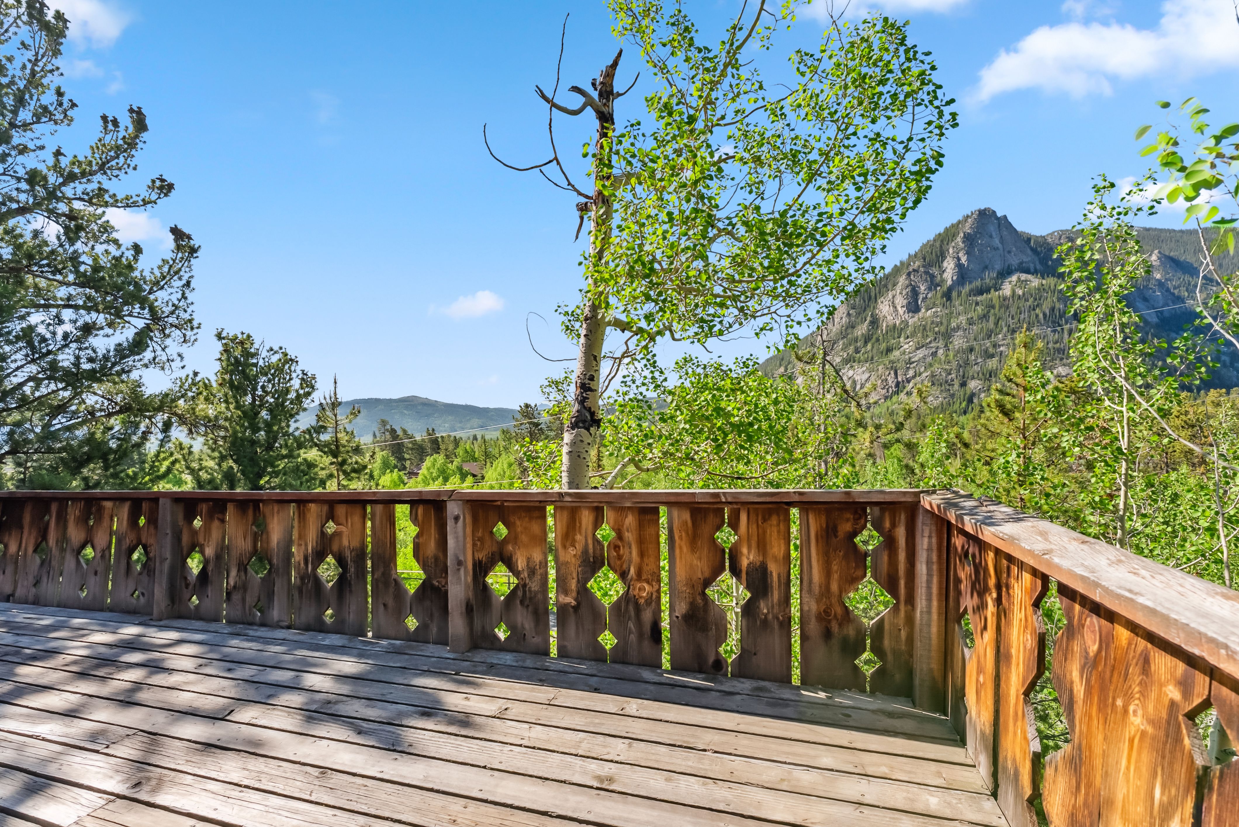 224 Highwood Terrace 