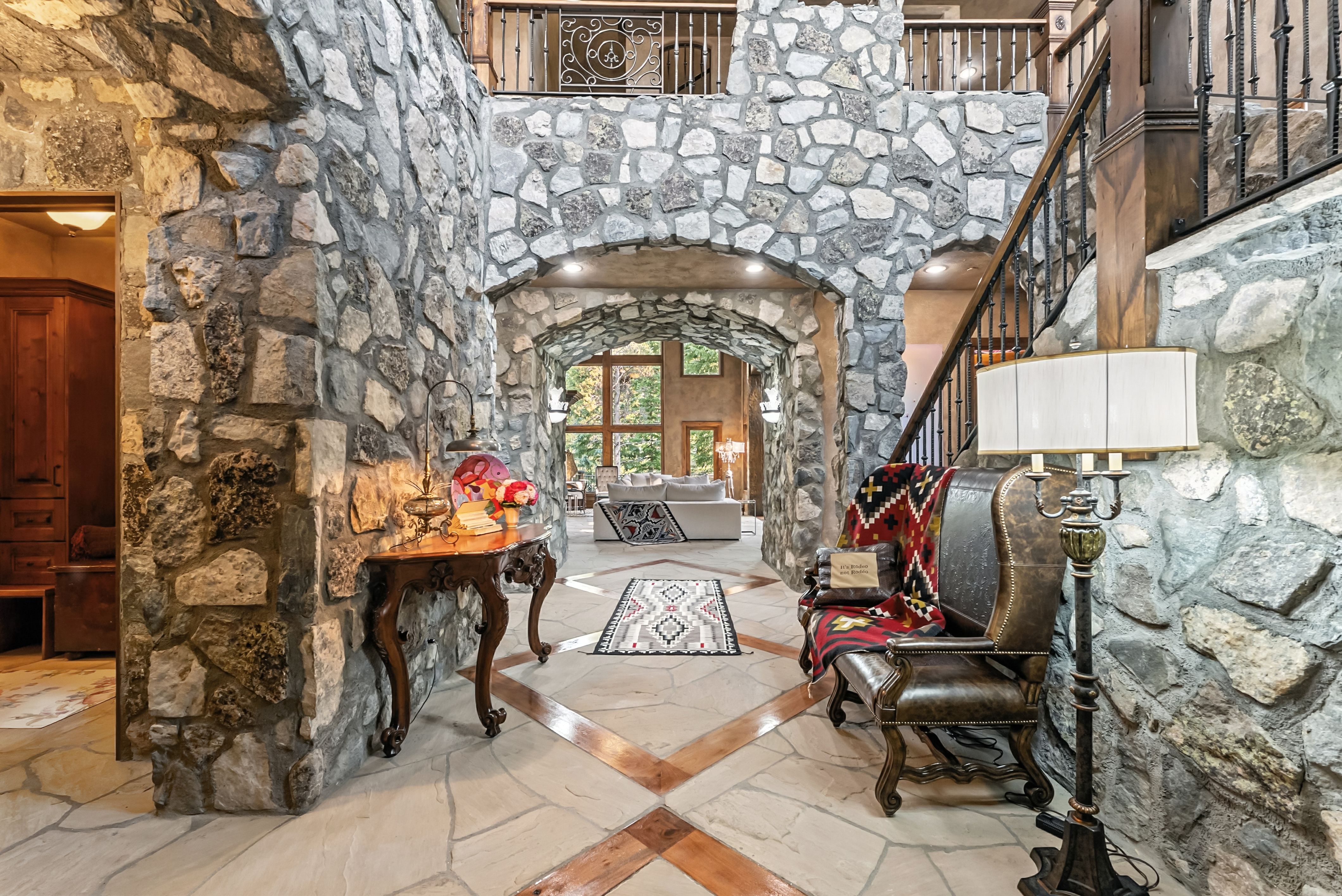 165 River Park Drive 
