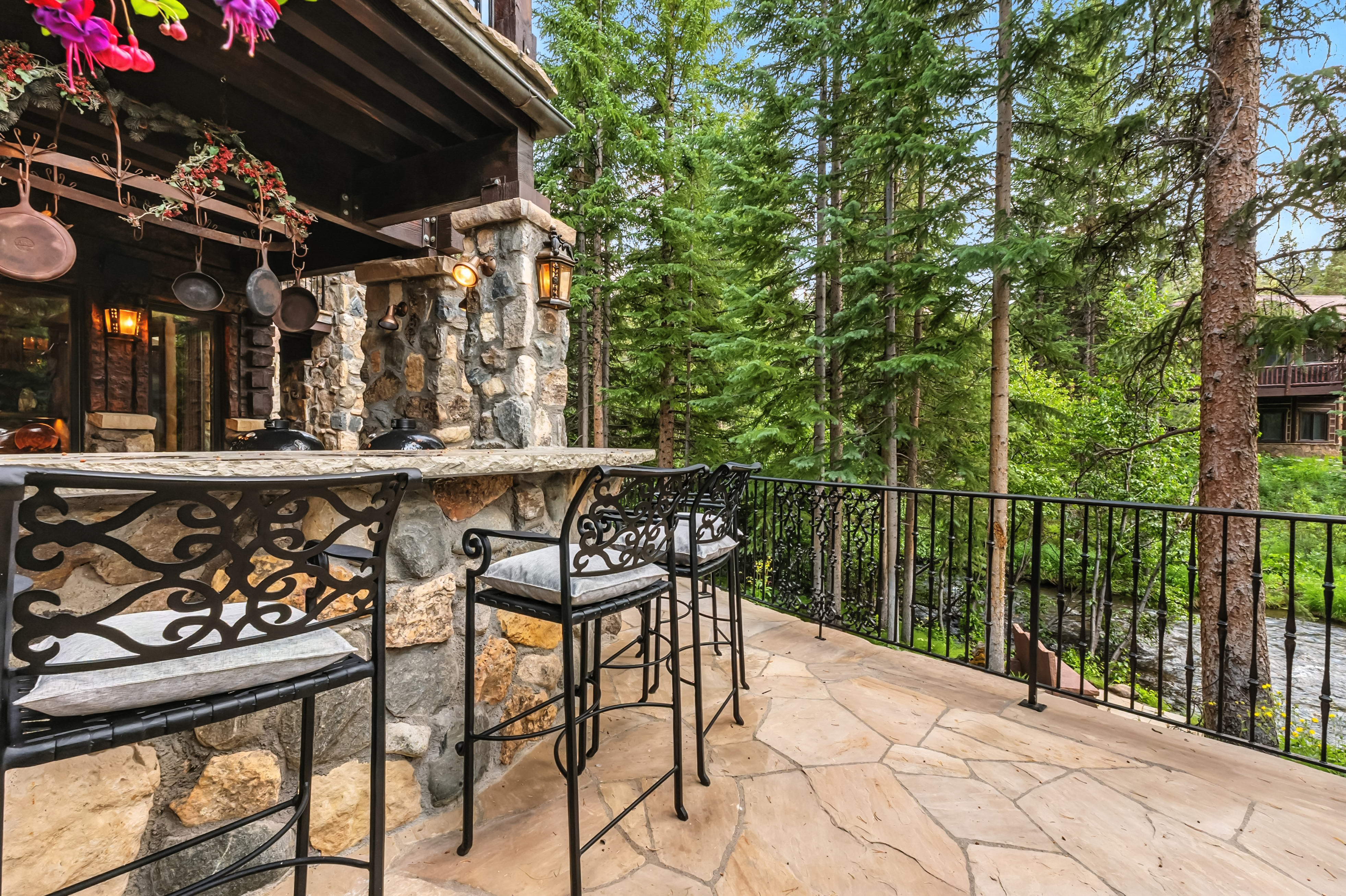 165 River Park Drive 