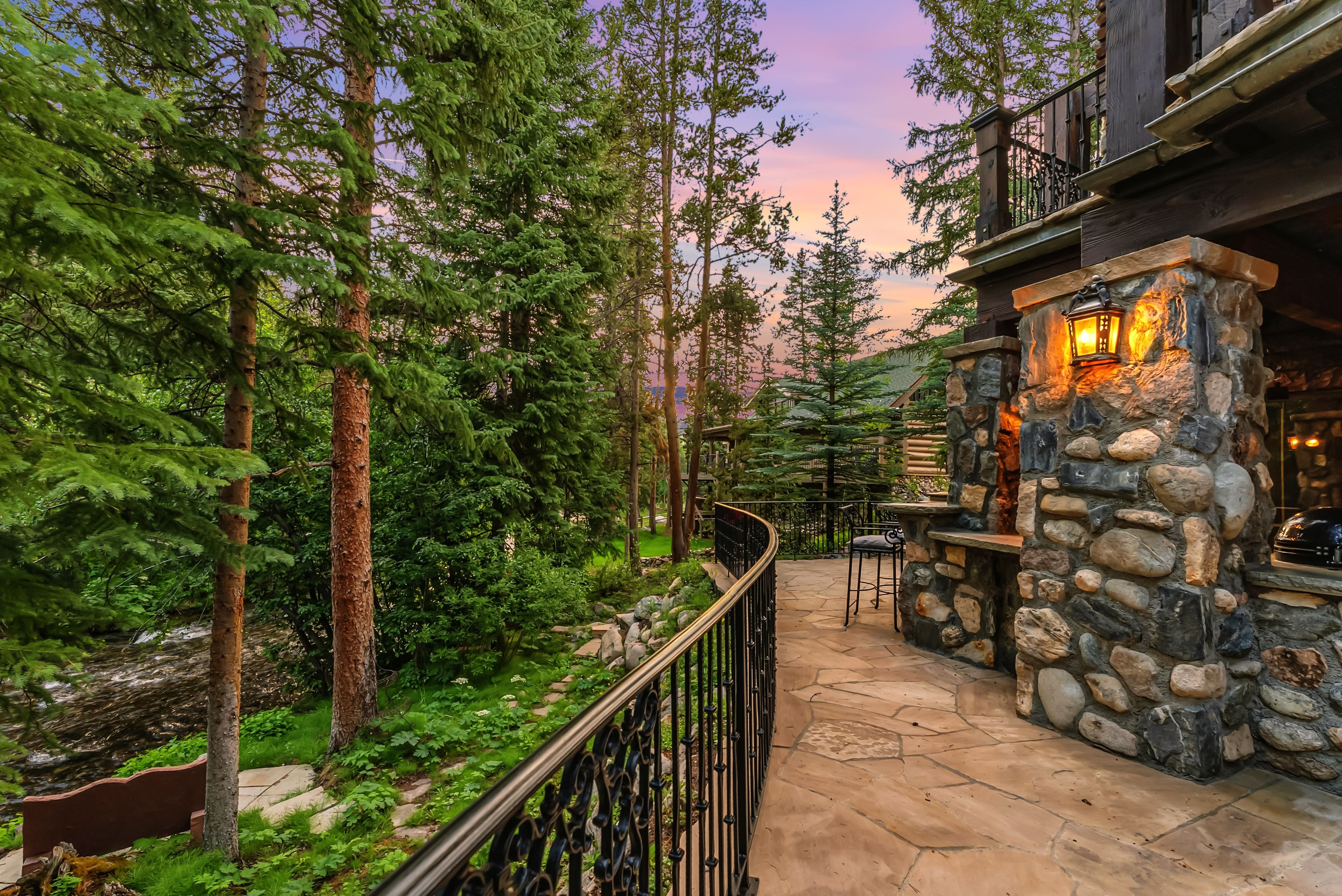 165 River Park Drive 