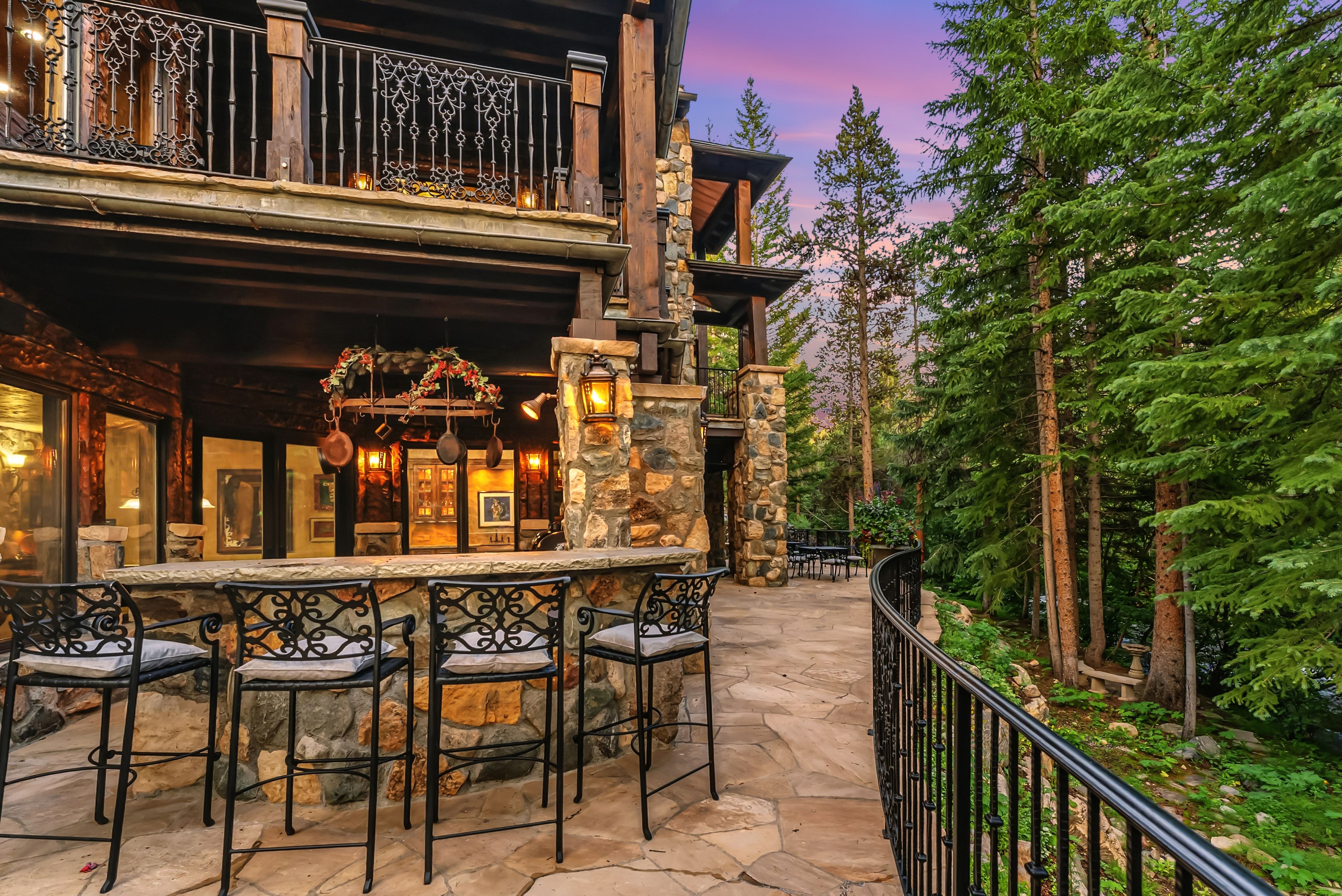 165 River Park Drive 