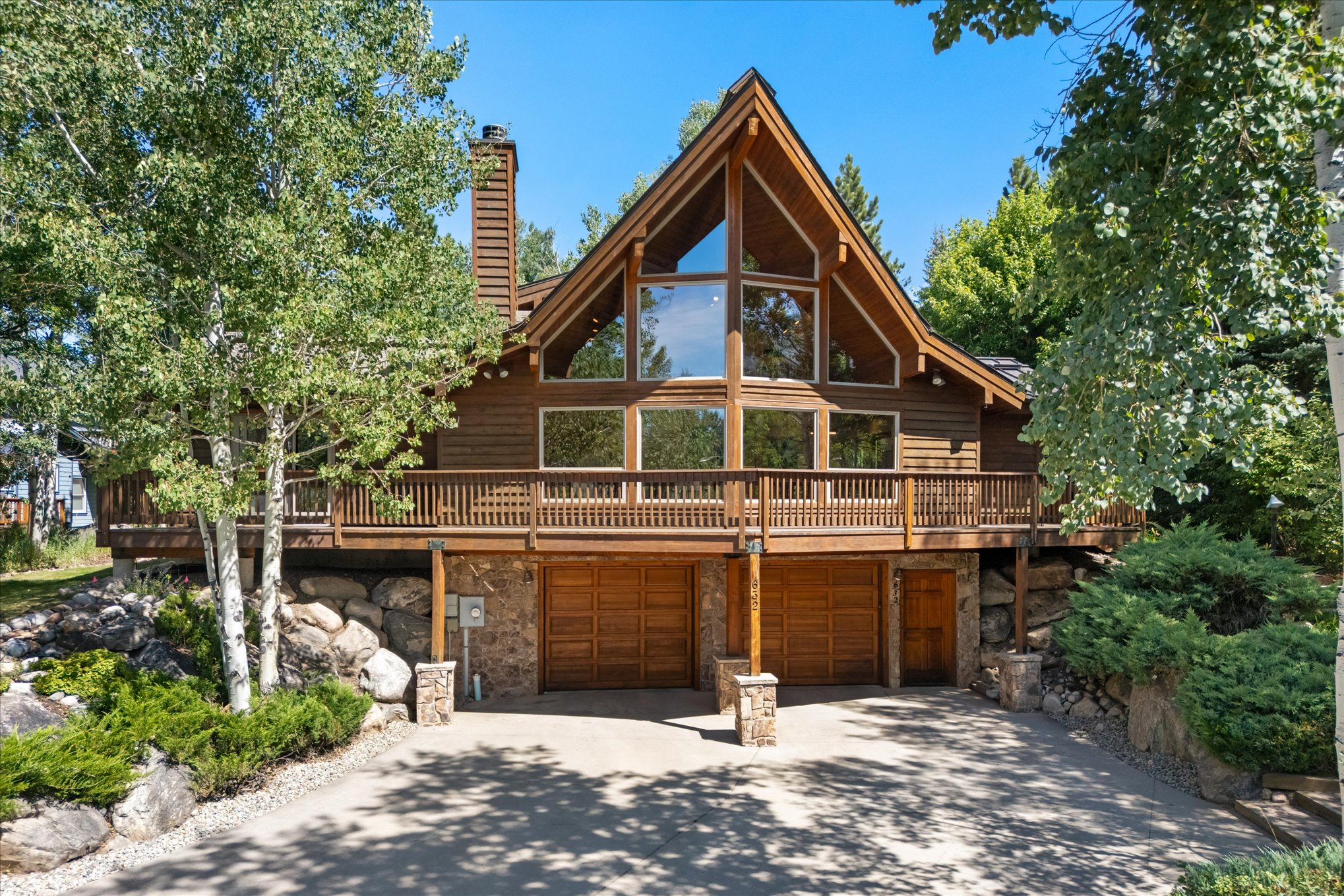 632 Meadowbrook Circle 
