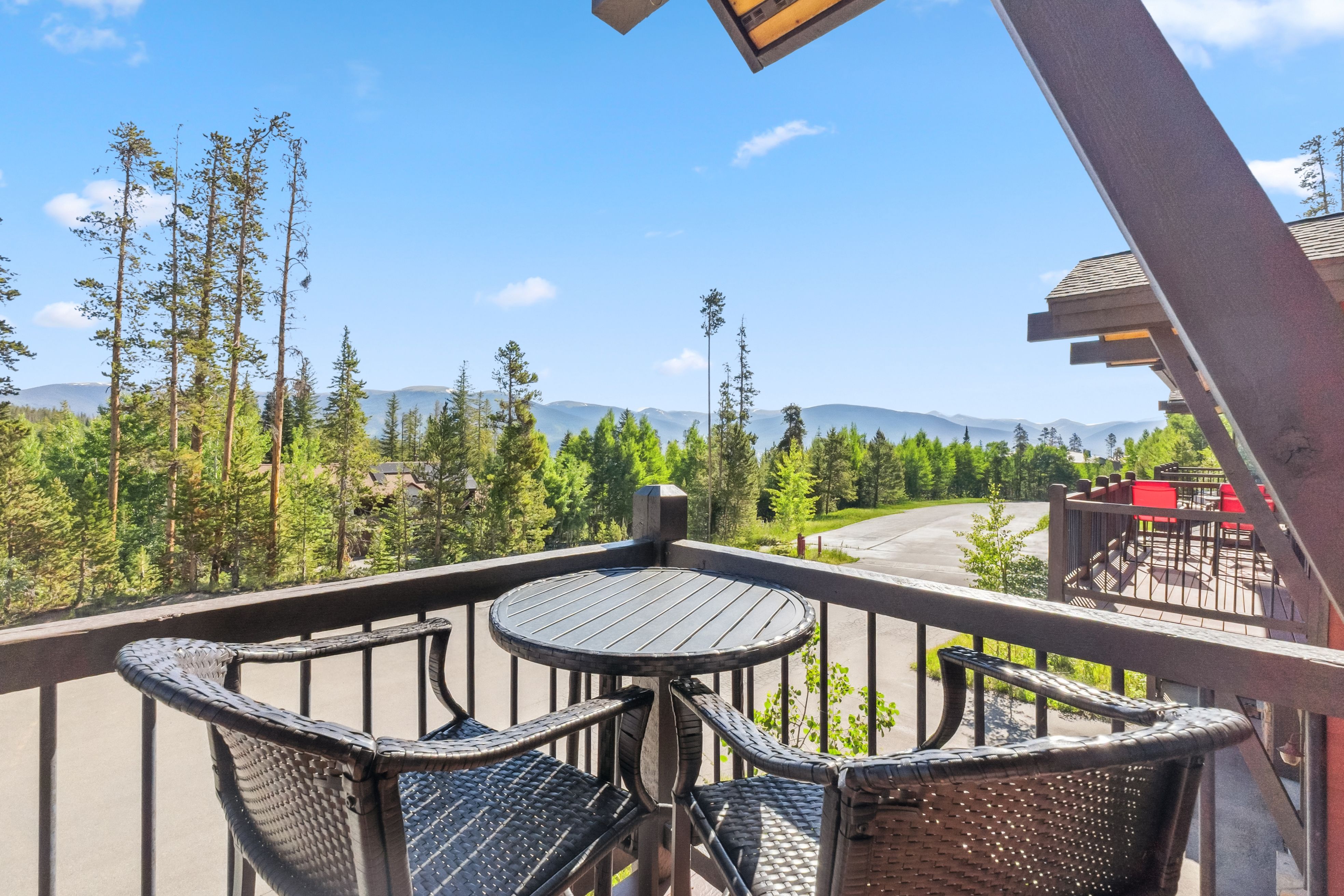 355 Lodge Pole Circle 