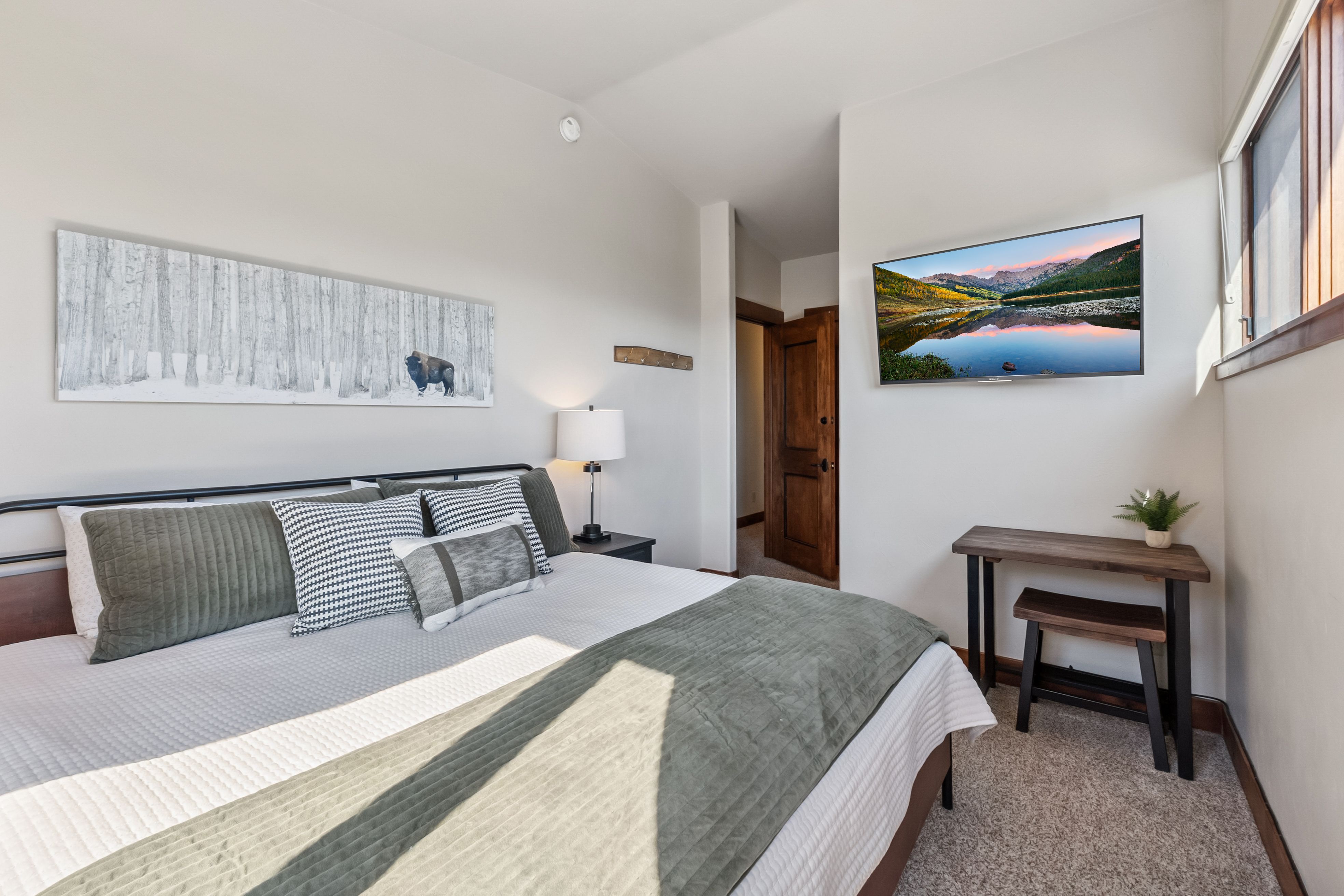 355 Lodge Pole Circle 