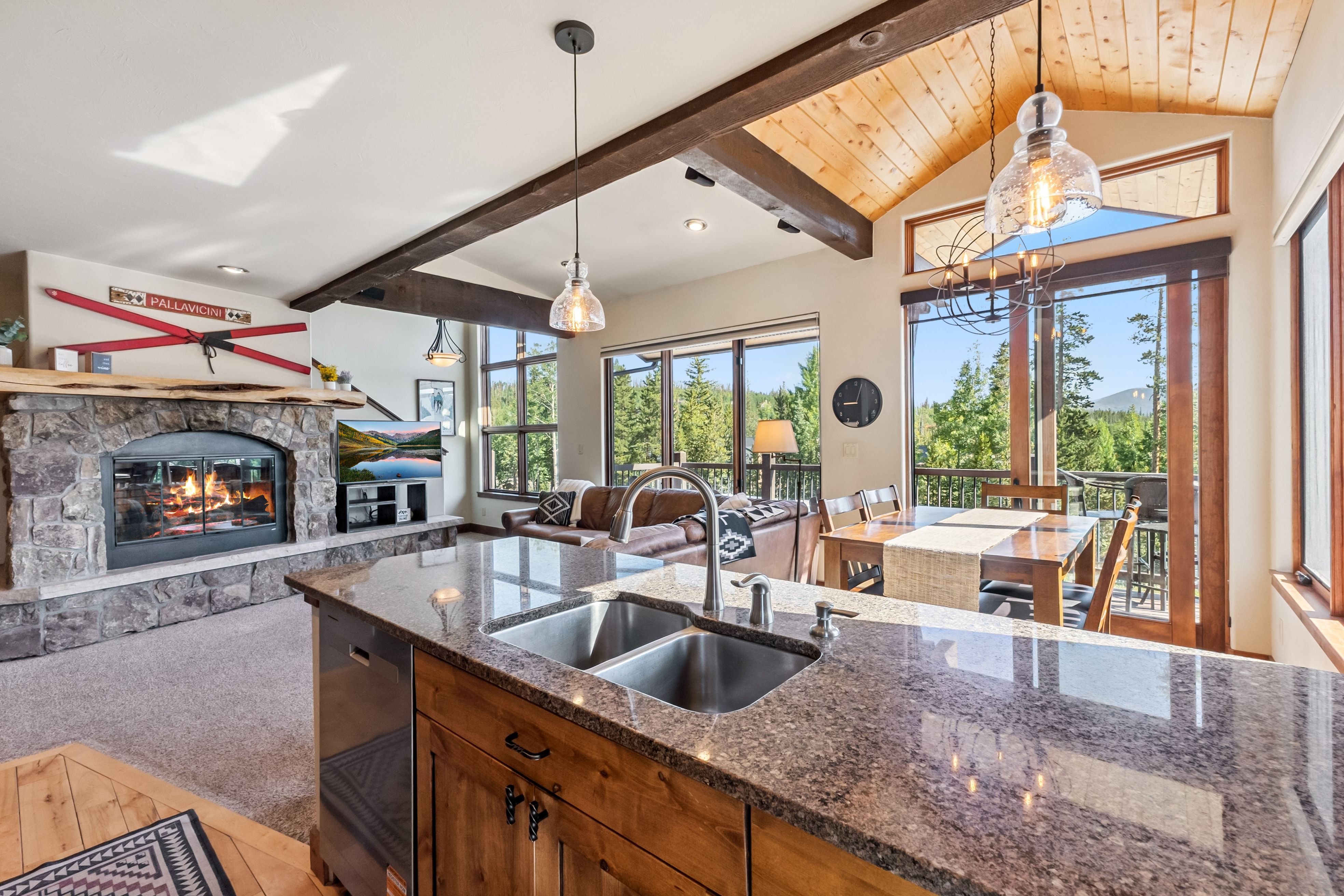 355 Lodge Pole Circle 