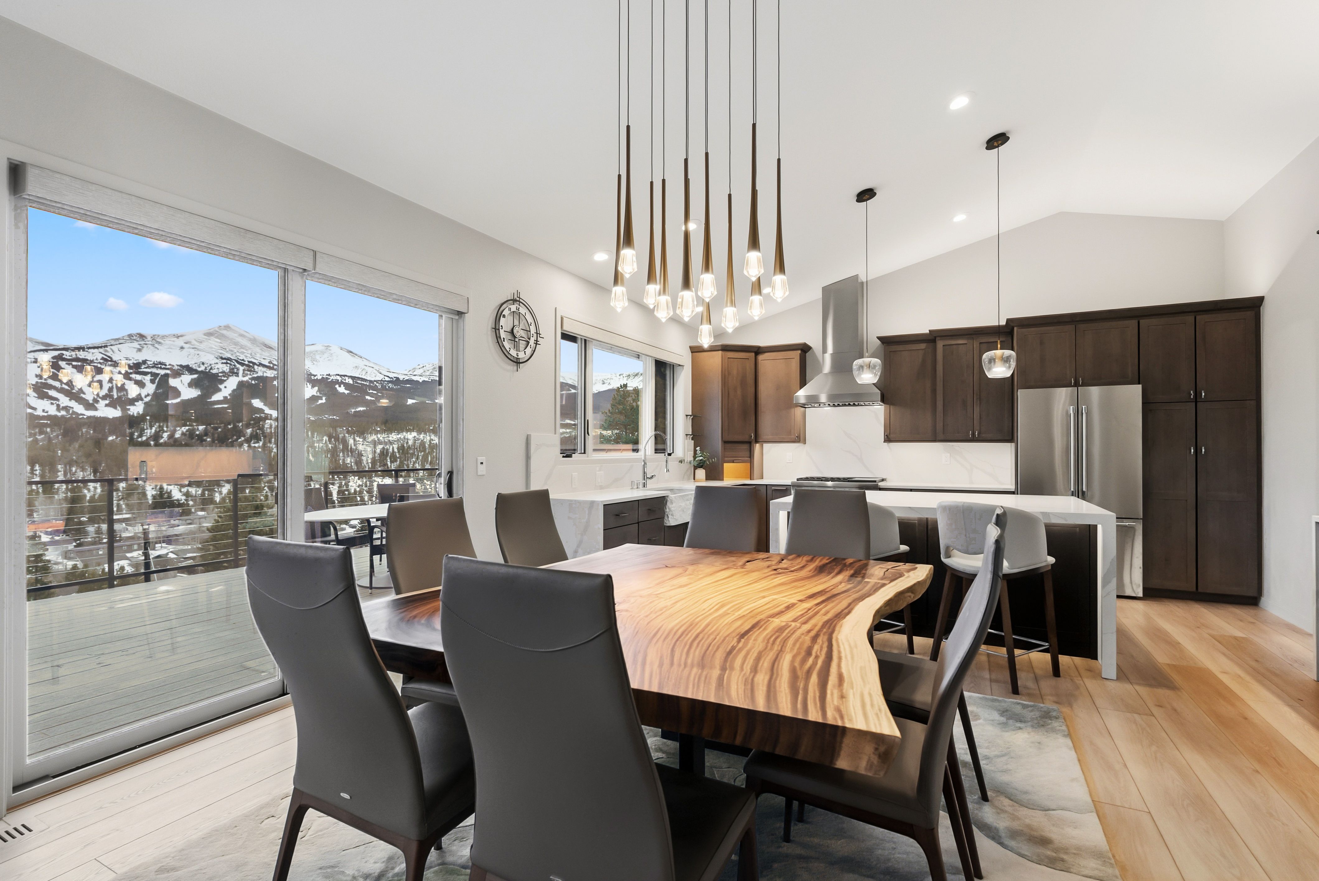 456 Forest Hills Drive 