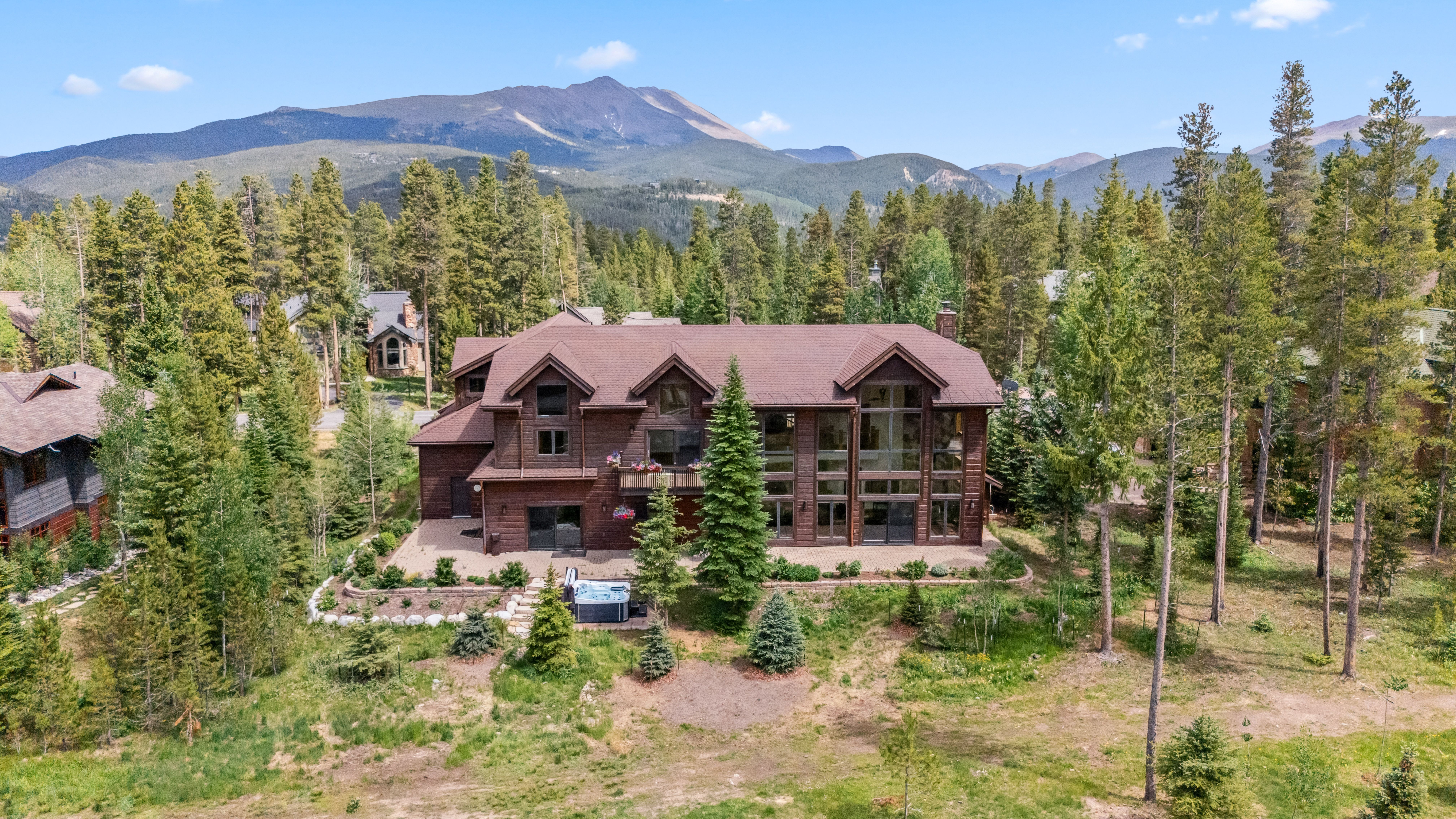 127 Windwood Circle 