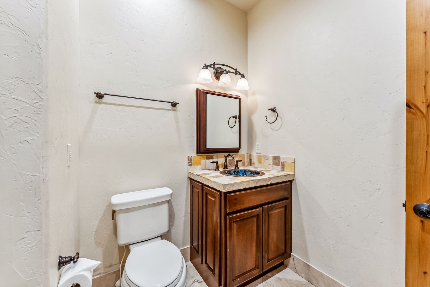 127 Windwood Circle 