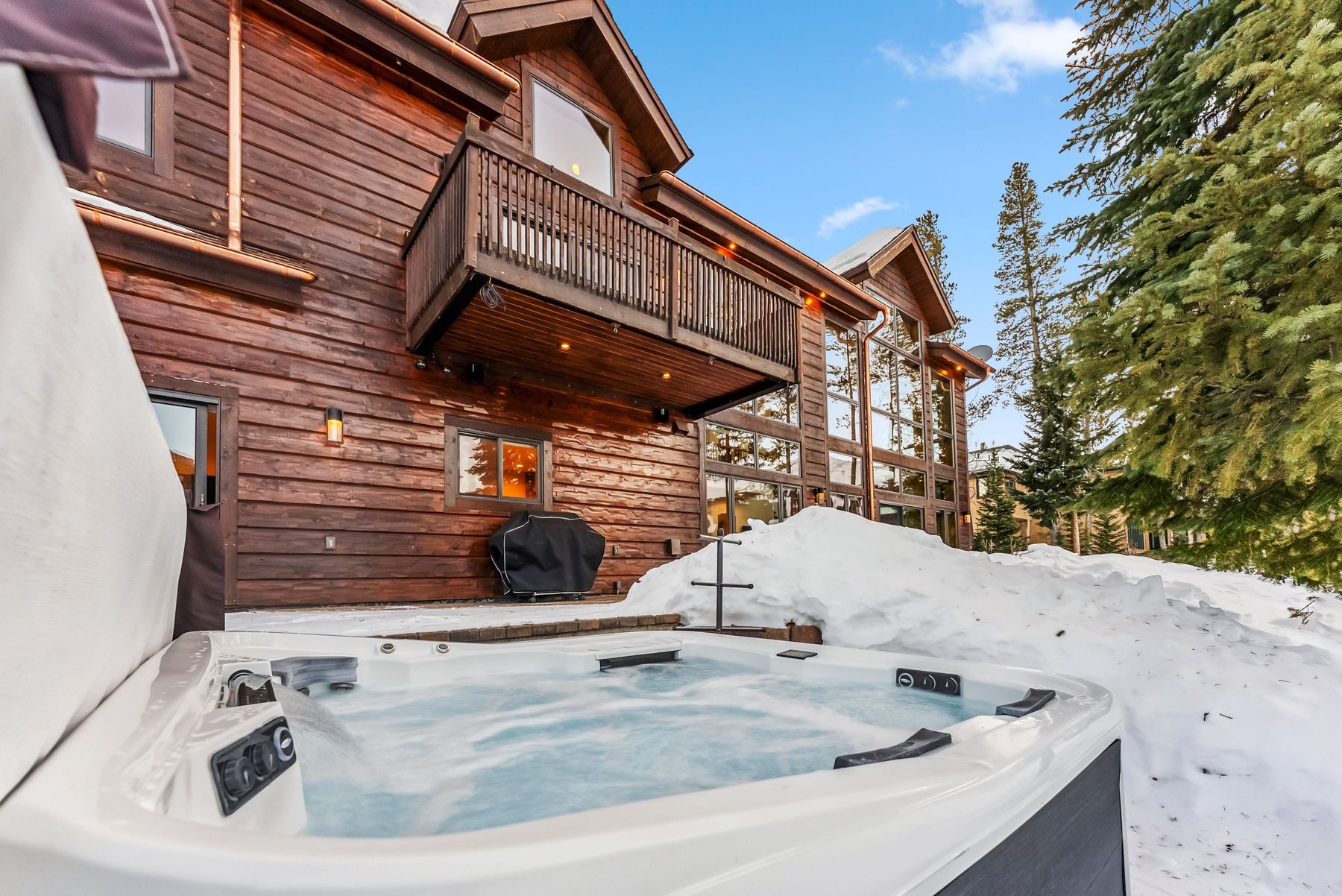 127 Windwood Circle 