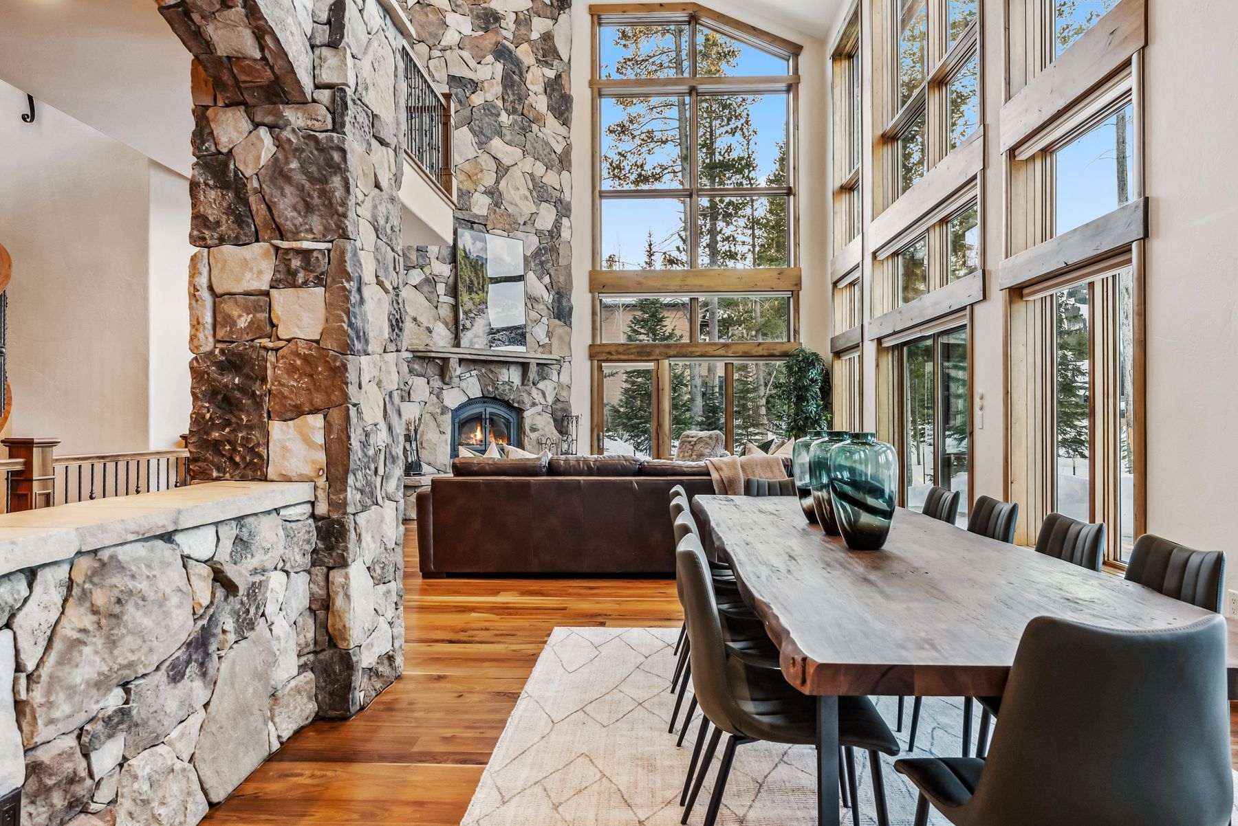 127 Windwood Circle 