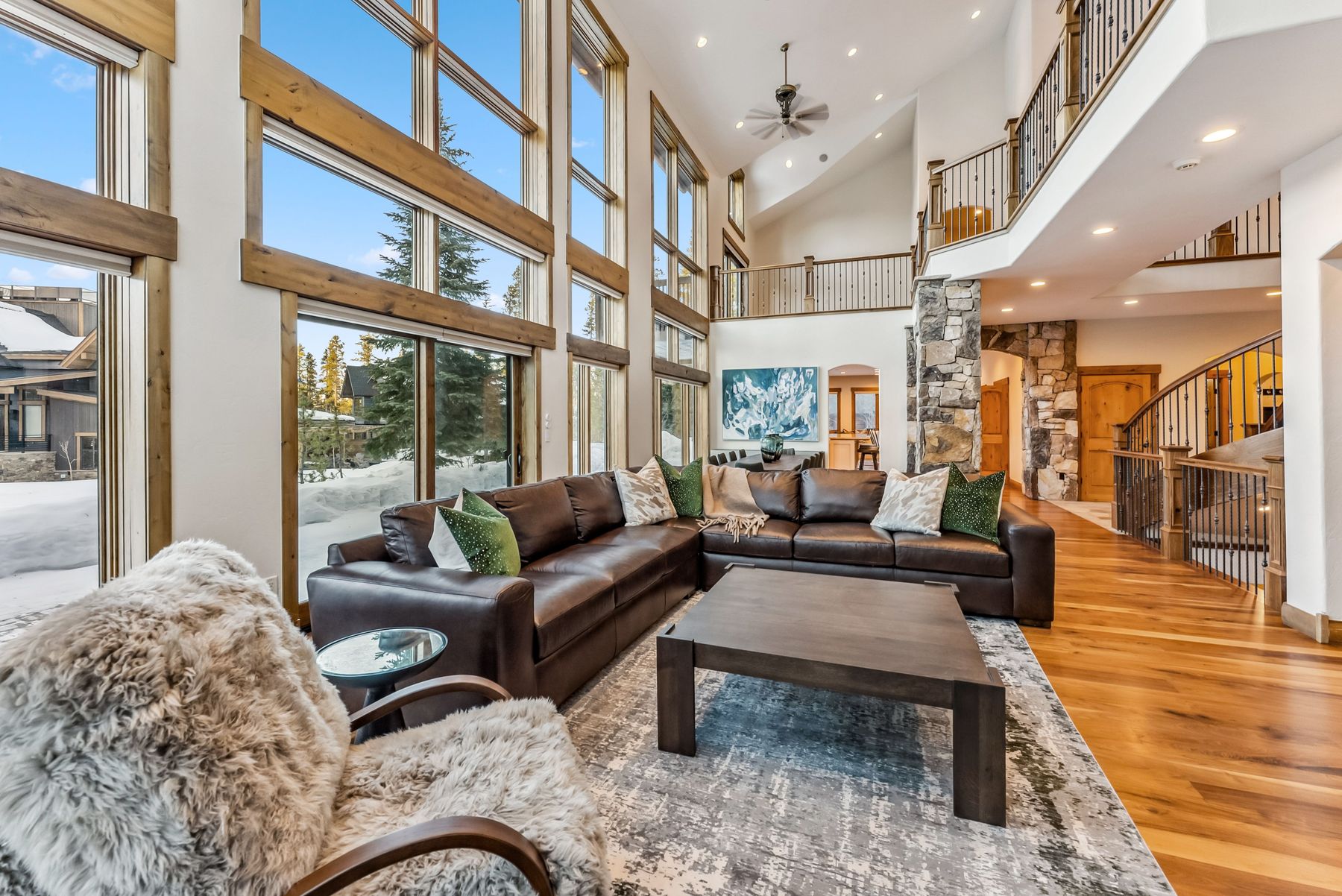 127 Windwood Circle 
