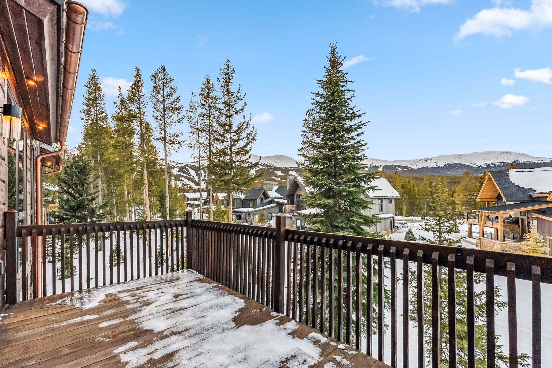 127 Windwood Circle 