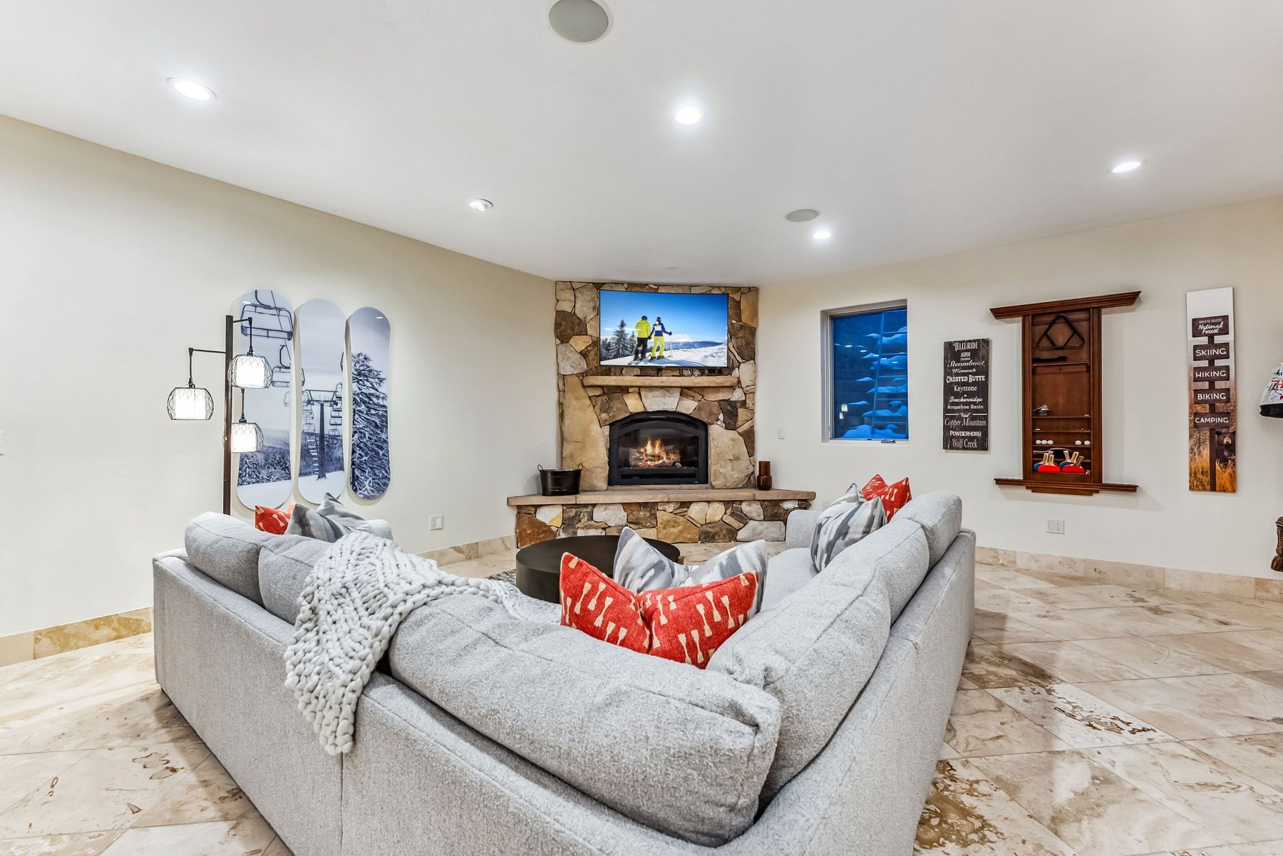 127 Windwood Circle 