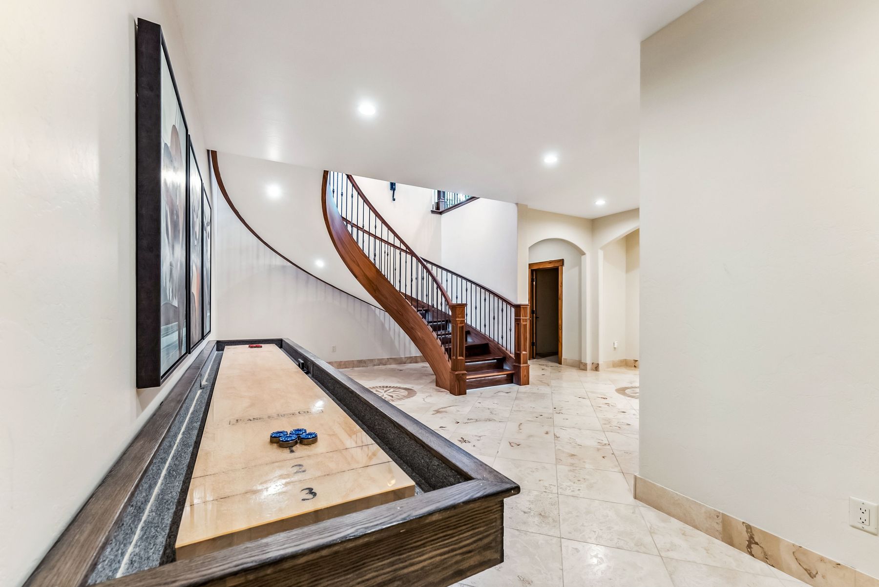 127 Windwood Circle 
