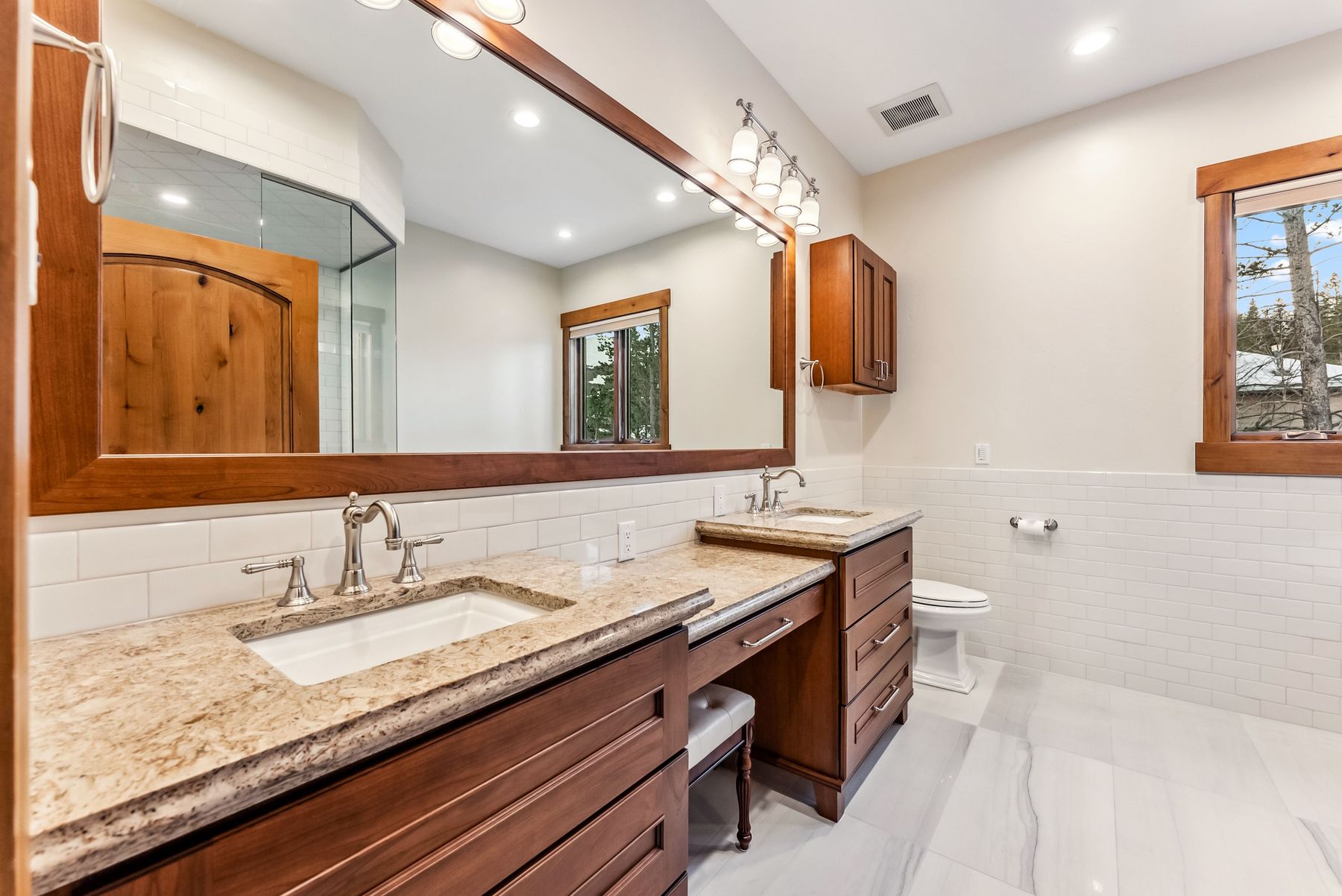 127 Windwood Circle 