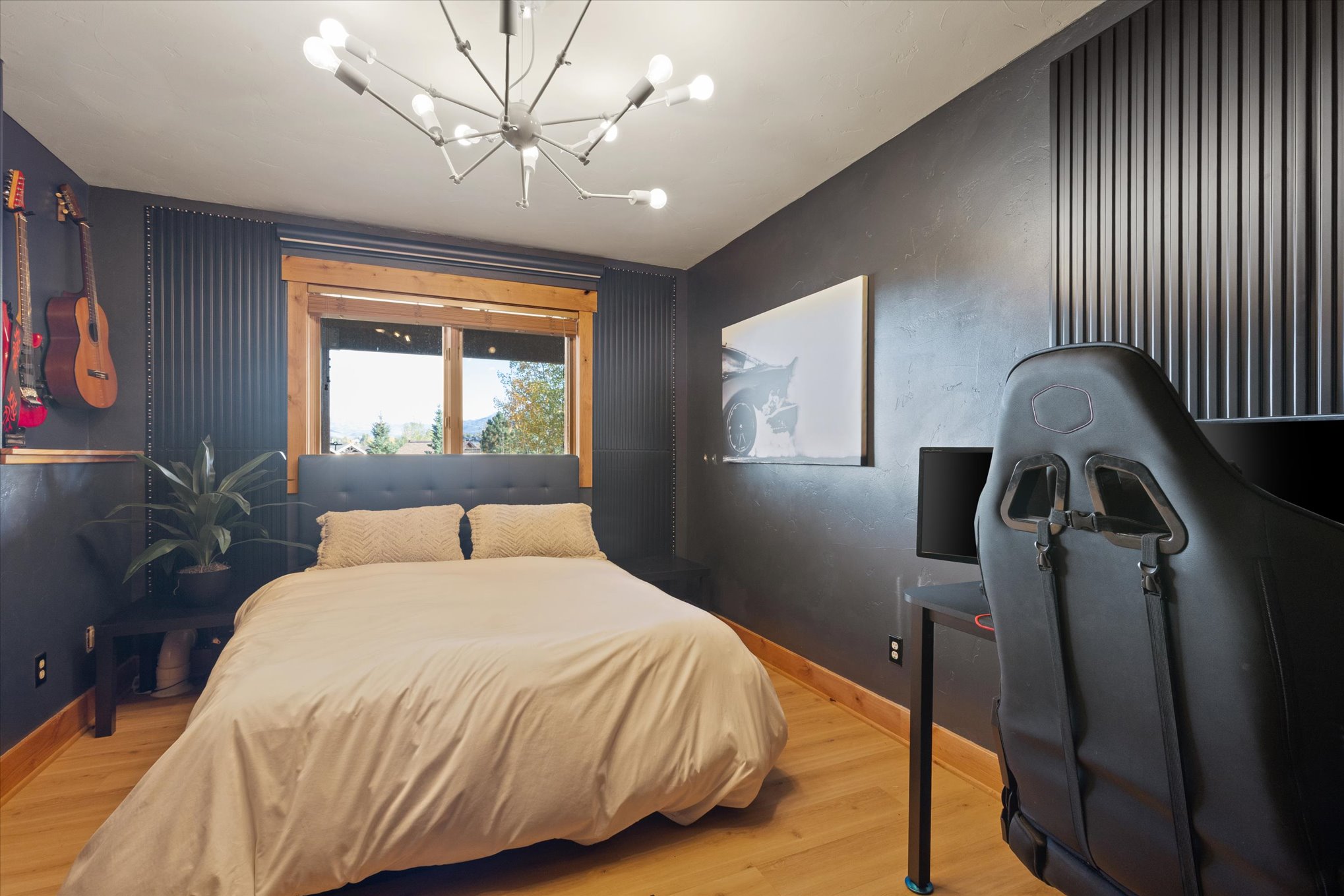 1169 Longview Circle 