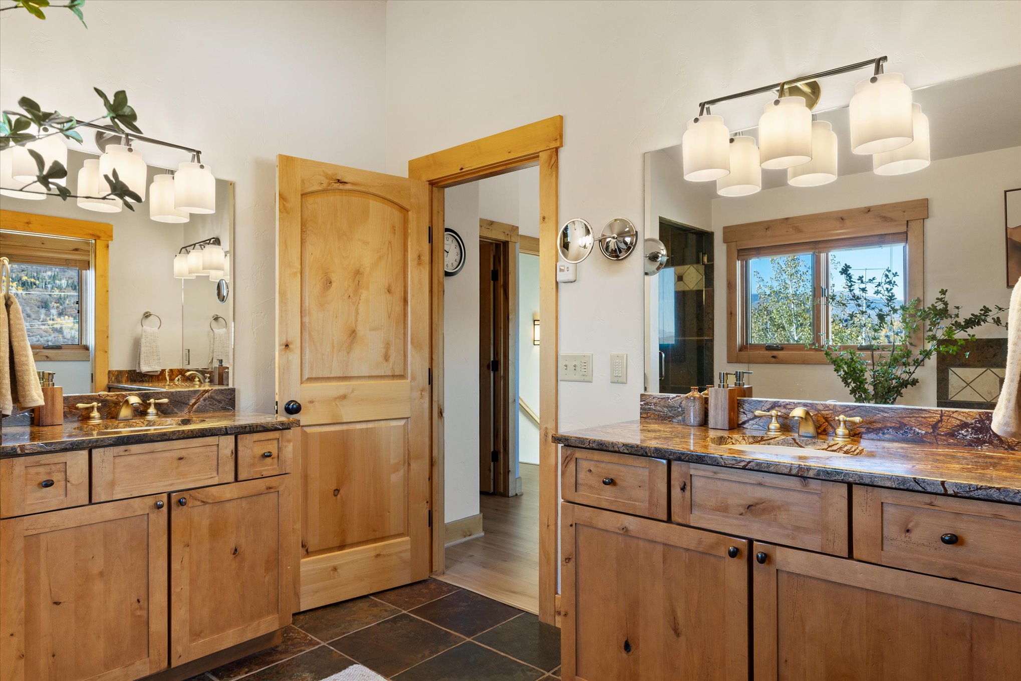 1169 Longview Circle 