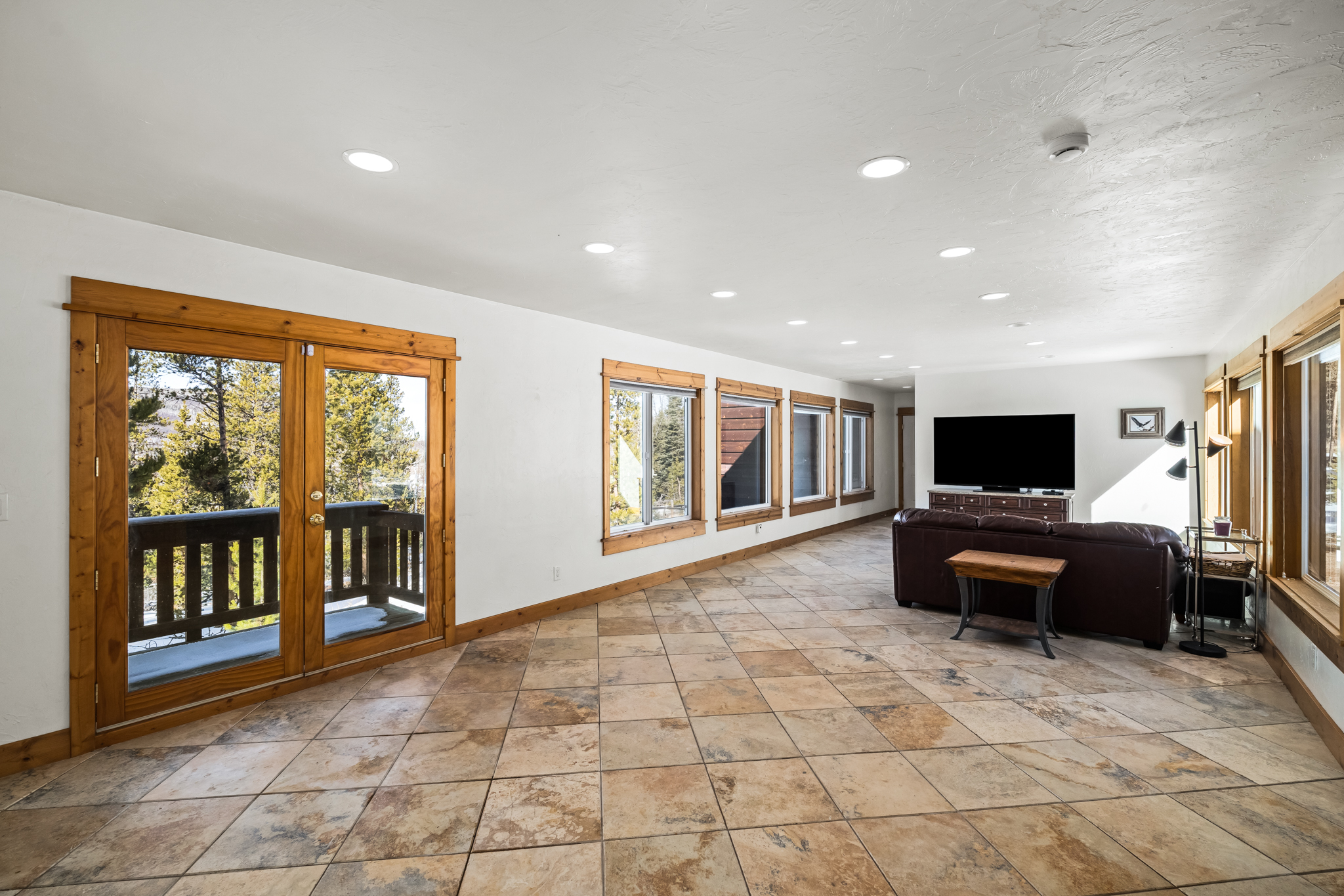 33533 Seneca Trail 