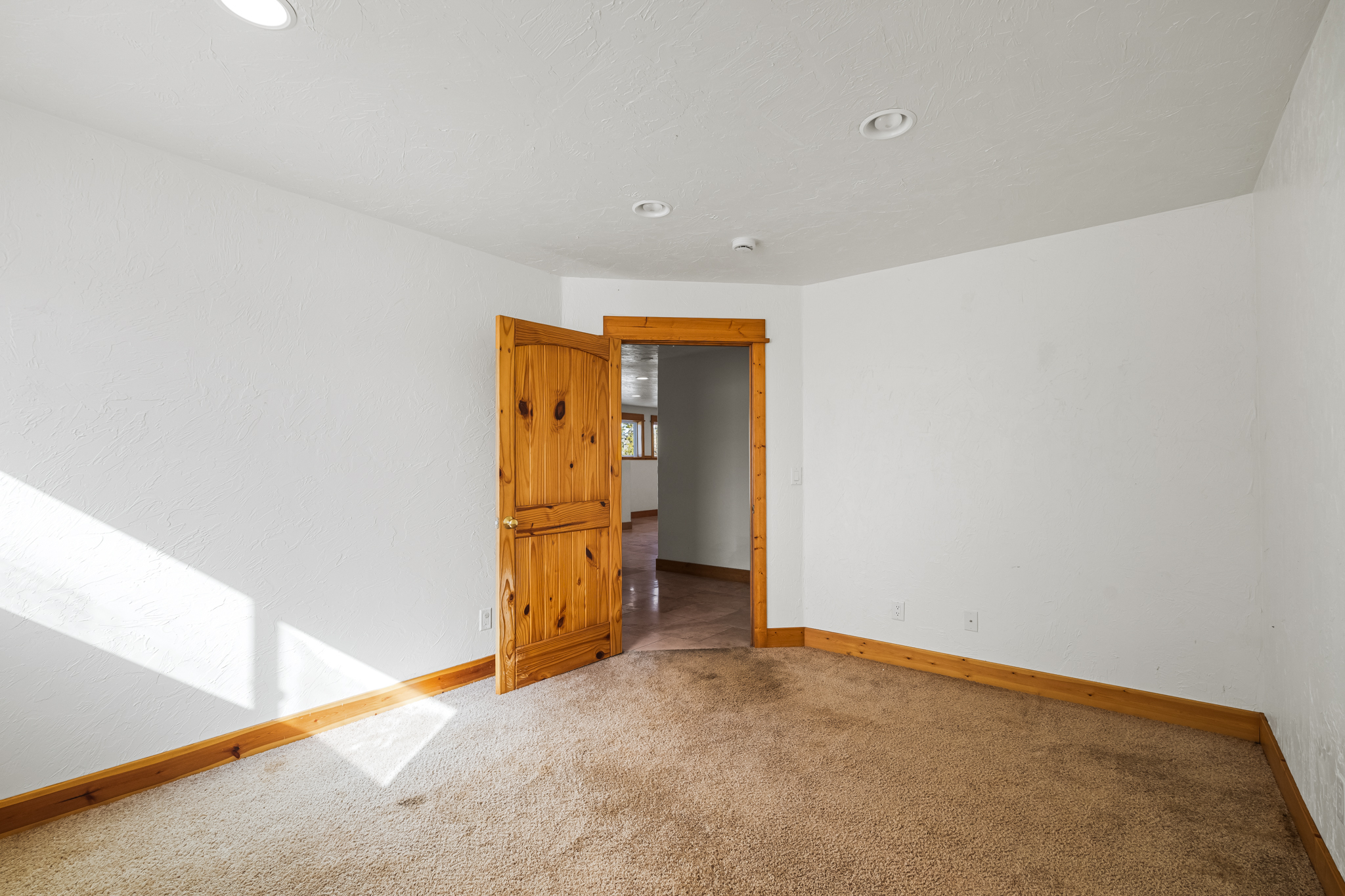 33533 Seneca Trail 