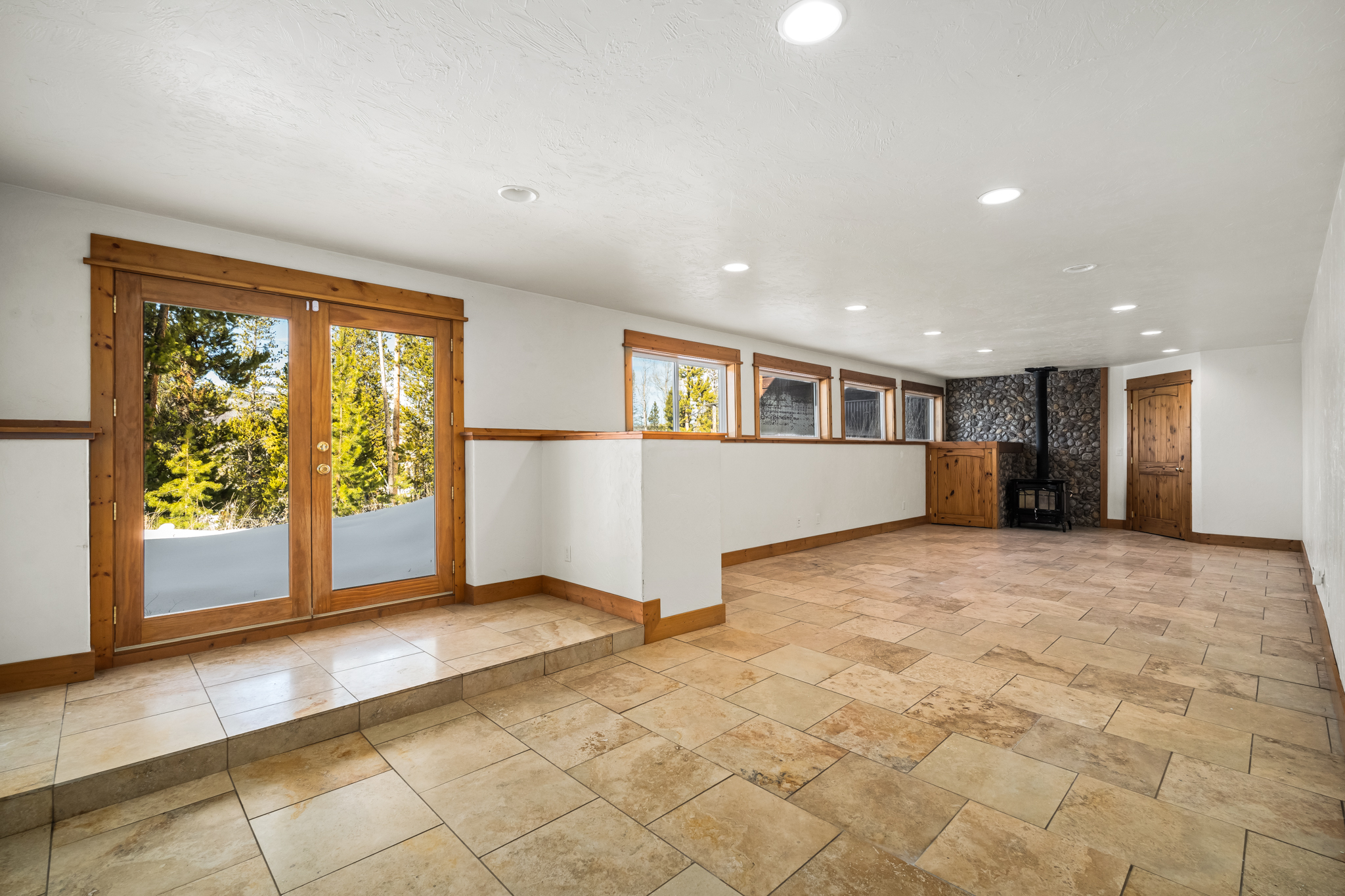 33533 Seneca Trail 