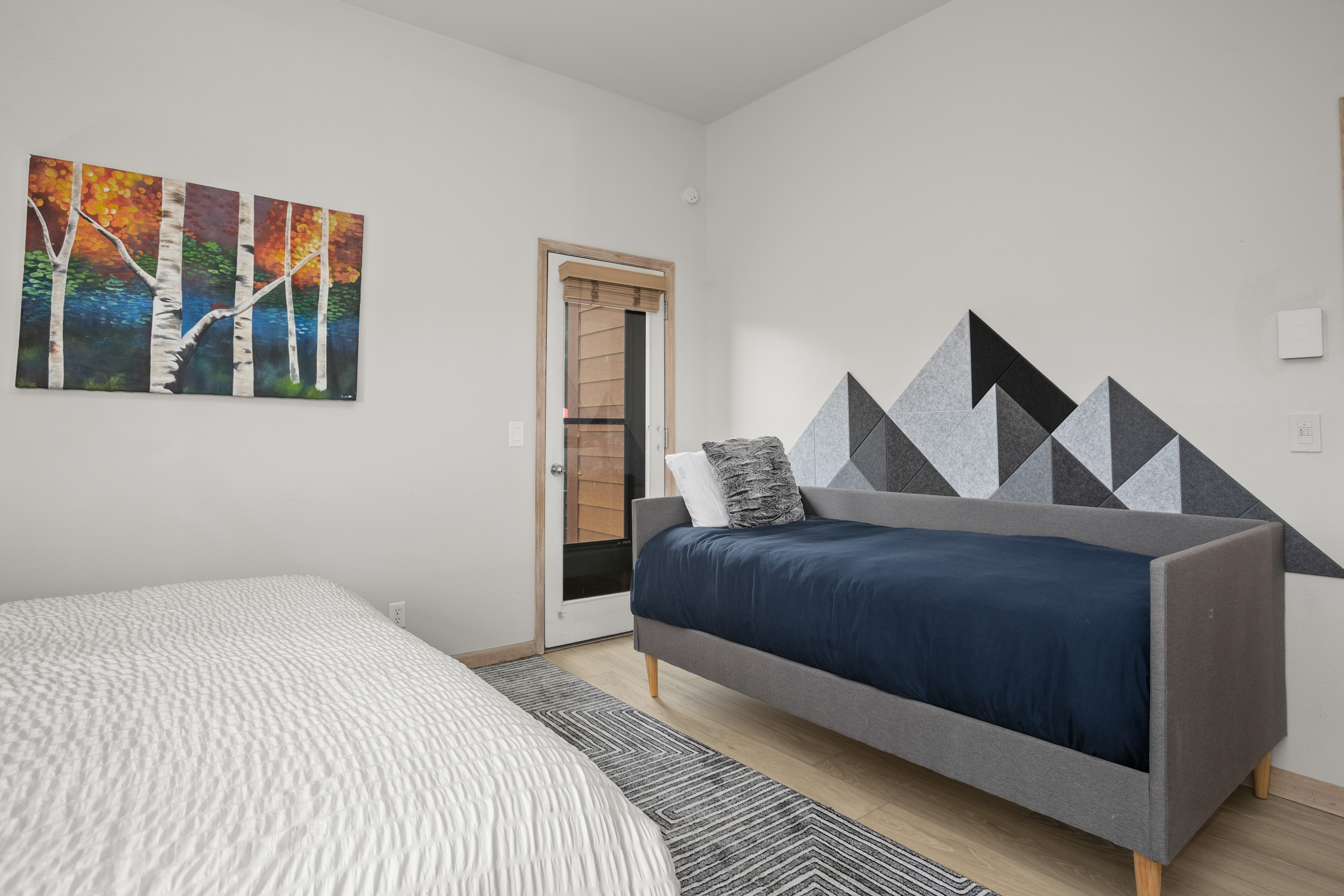 2000 Ski Time Square Drive Unit # 106