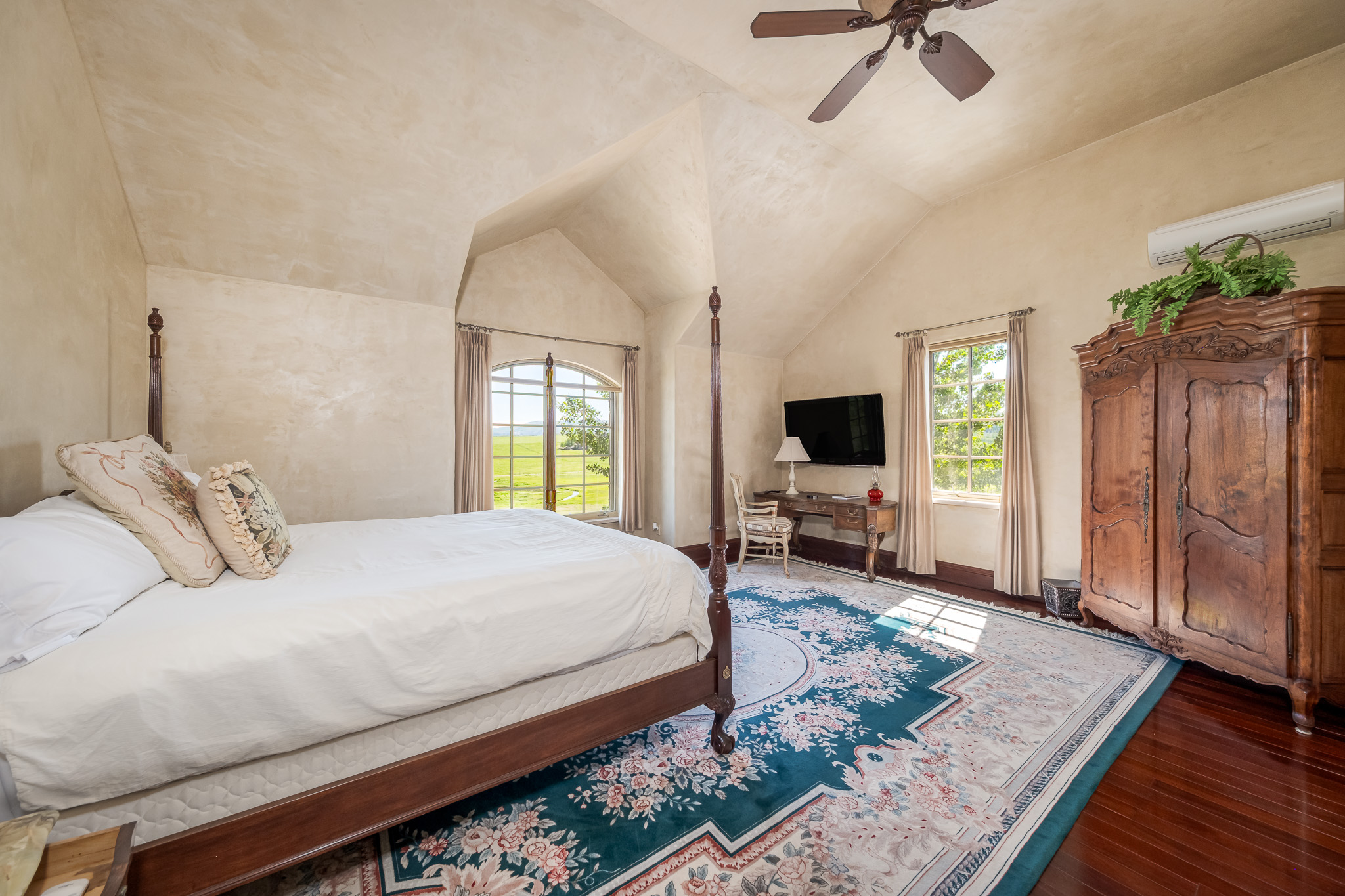 30855 Emerald Ridge