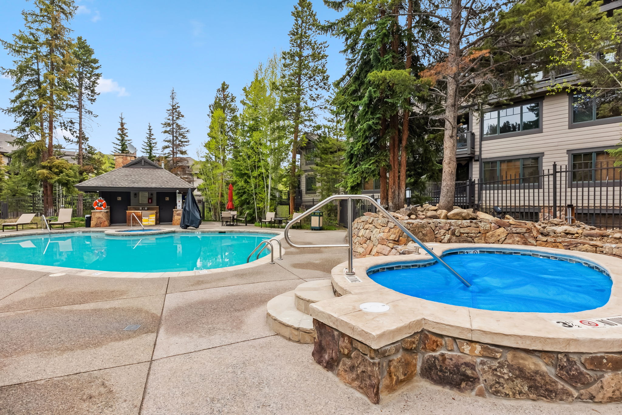 50 Mountain Thunder Drive Unit# 1209