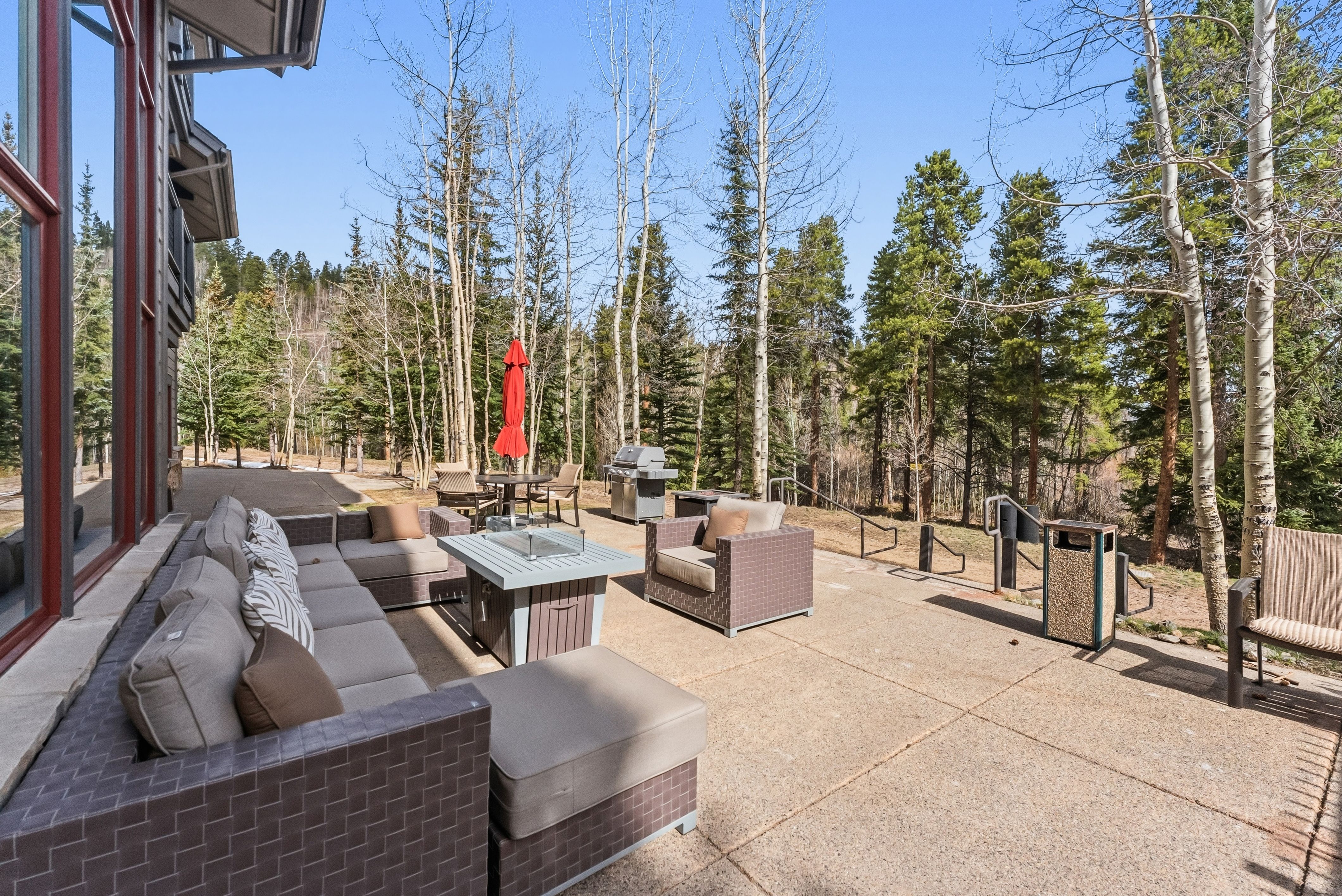 50 Mountain Thunder Drive Unit# 1209