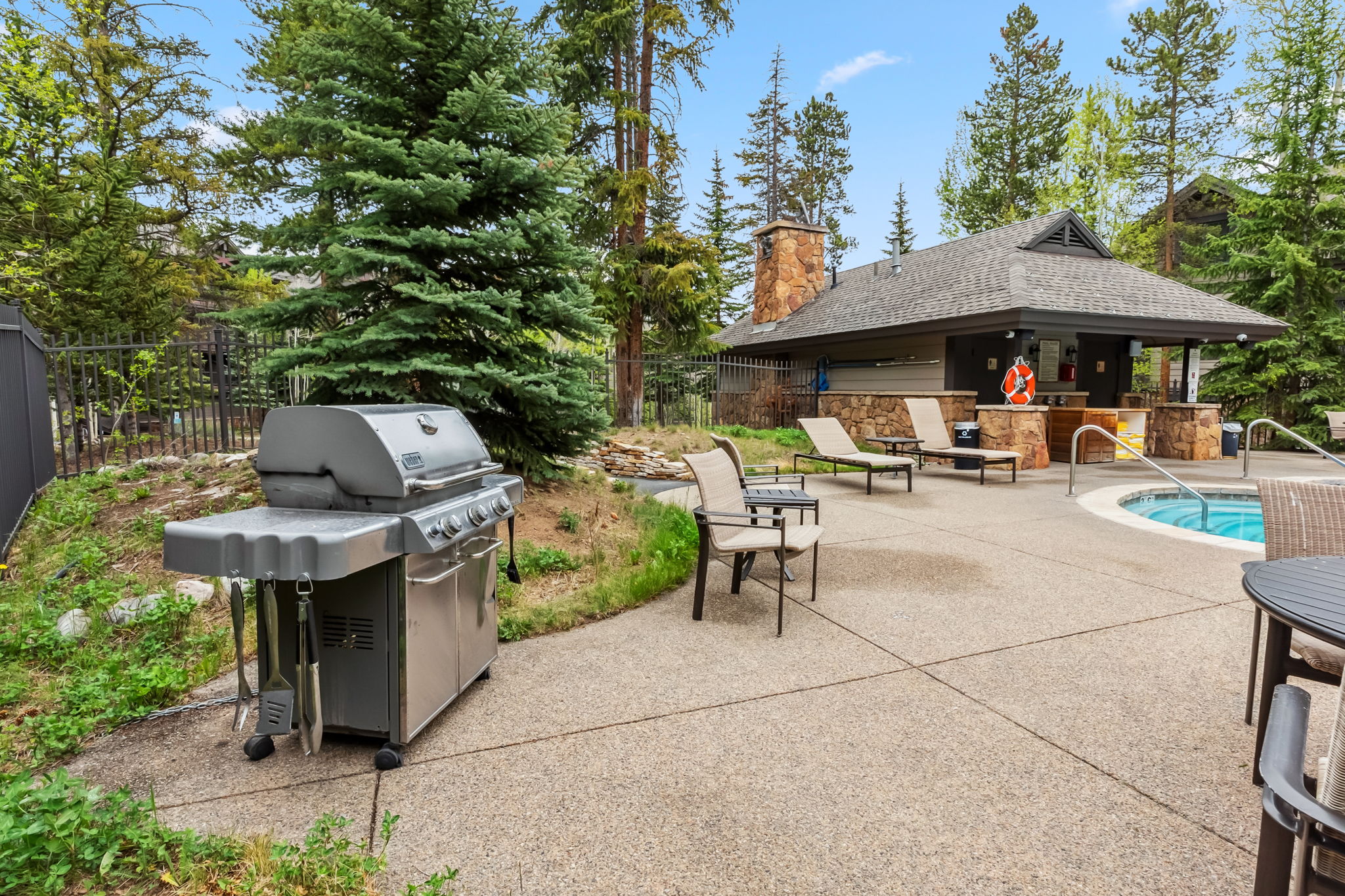 50 Mountain Thunder Drive Unit# 1209