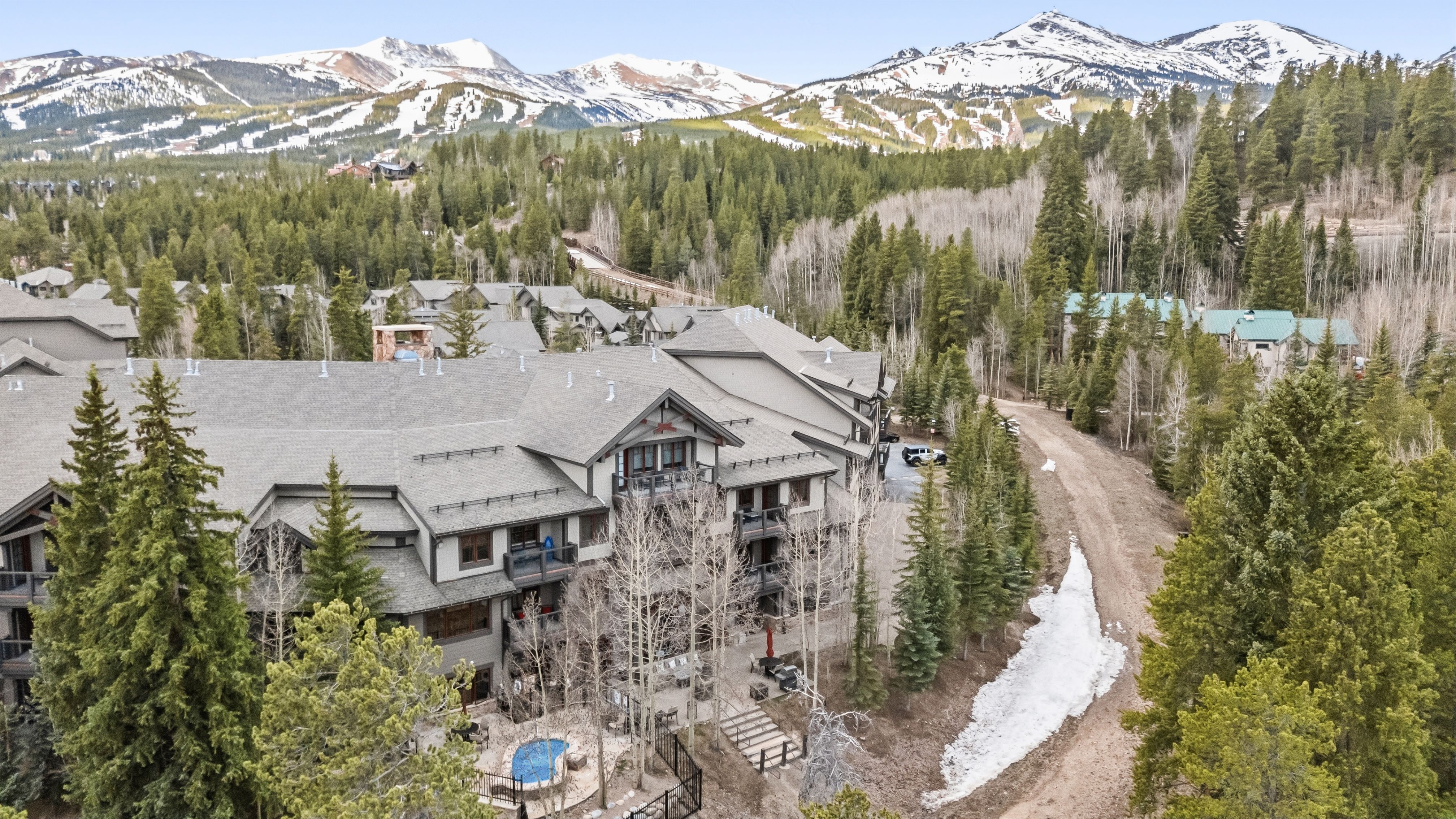 50 Mountain Thunder Drive Unit# 1209