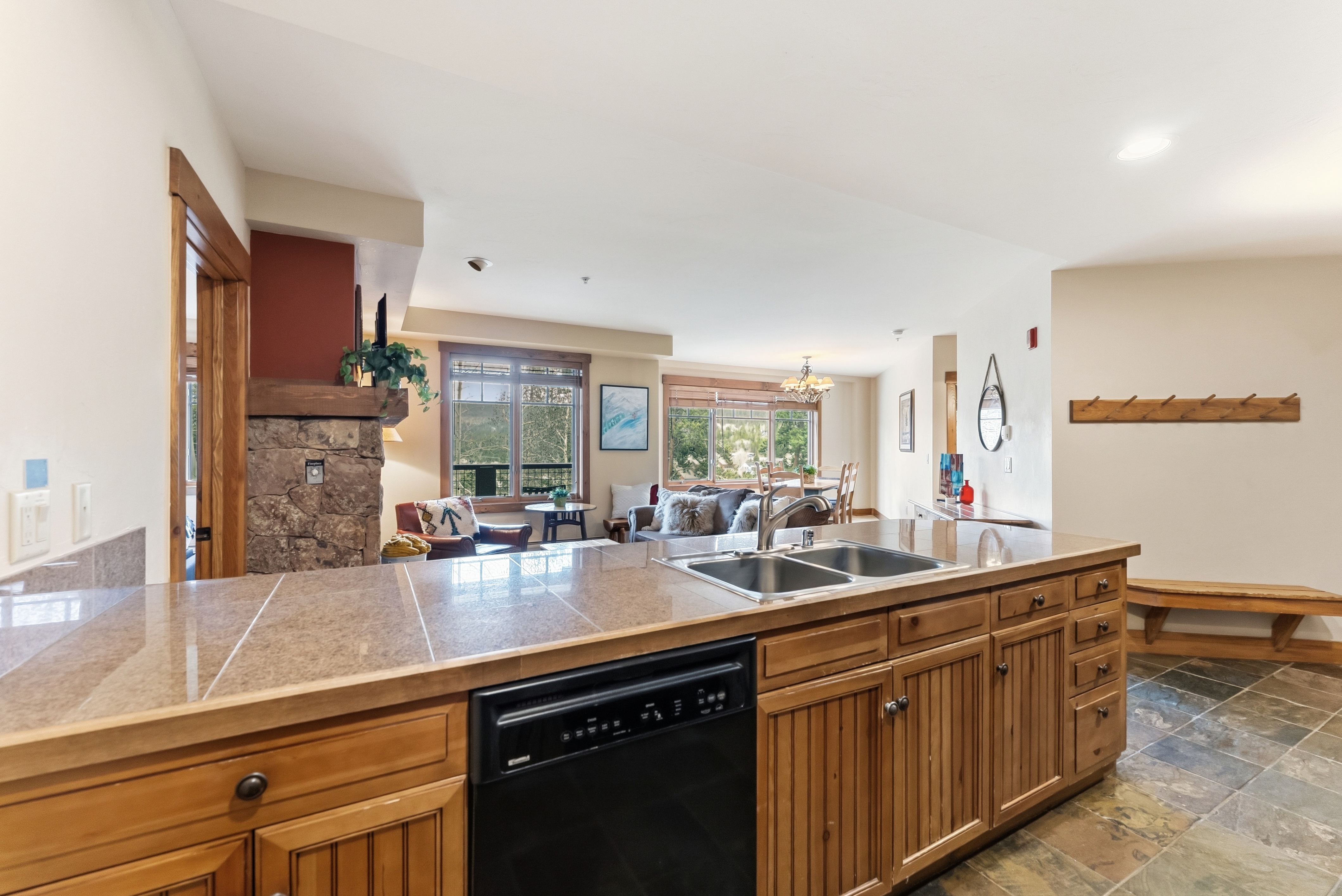 50 Mountain Thunder Drive Unit# 1209