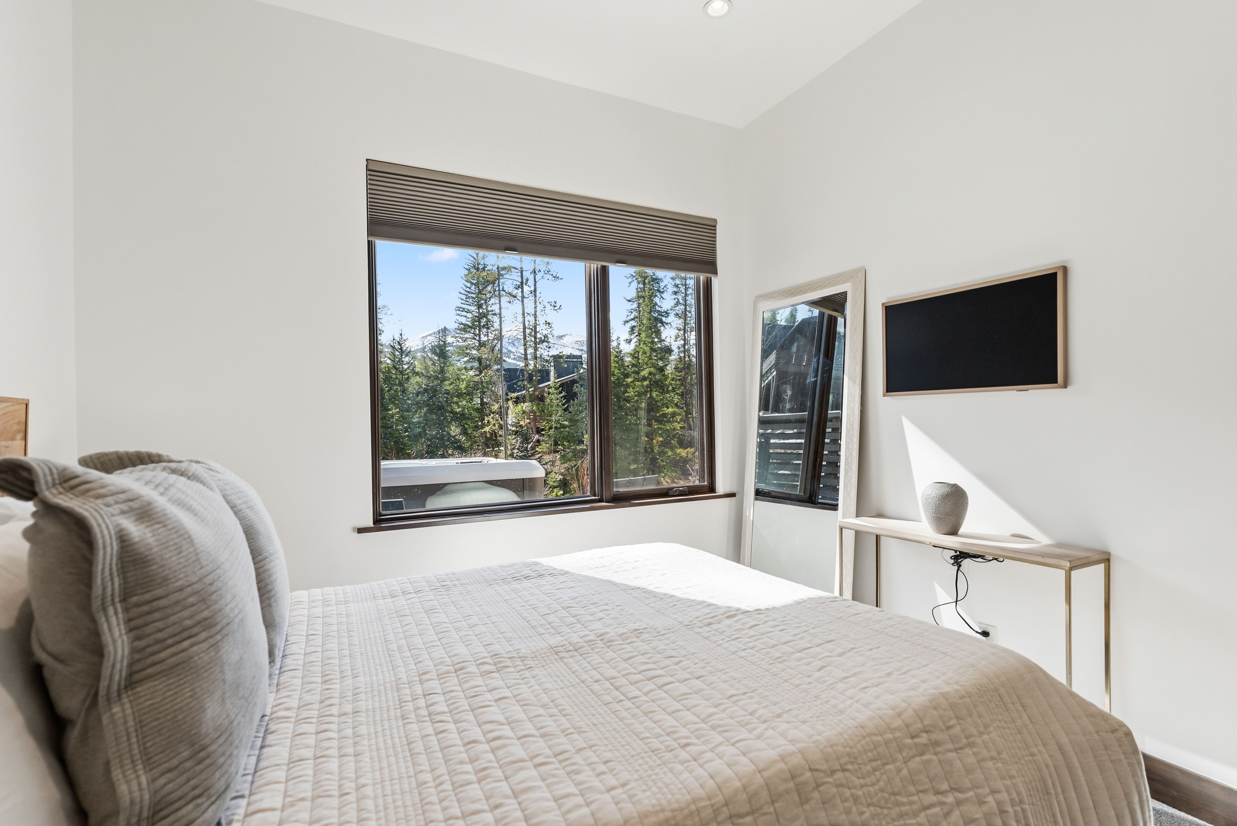 341 River Park Drive 