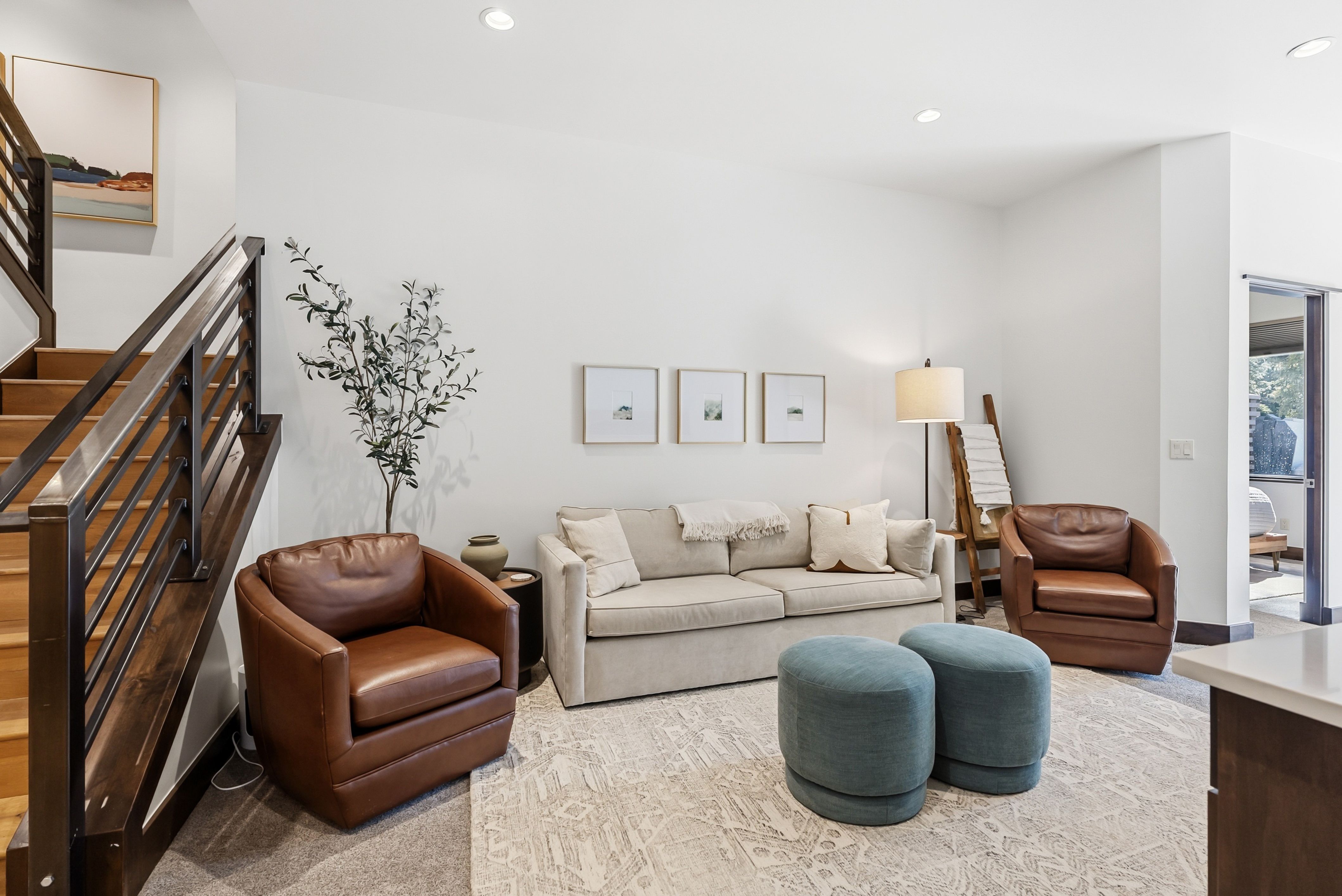 341 River Park Drive 