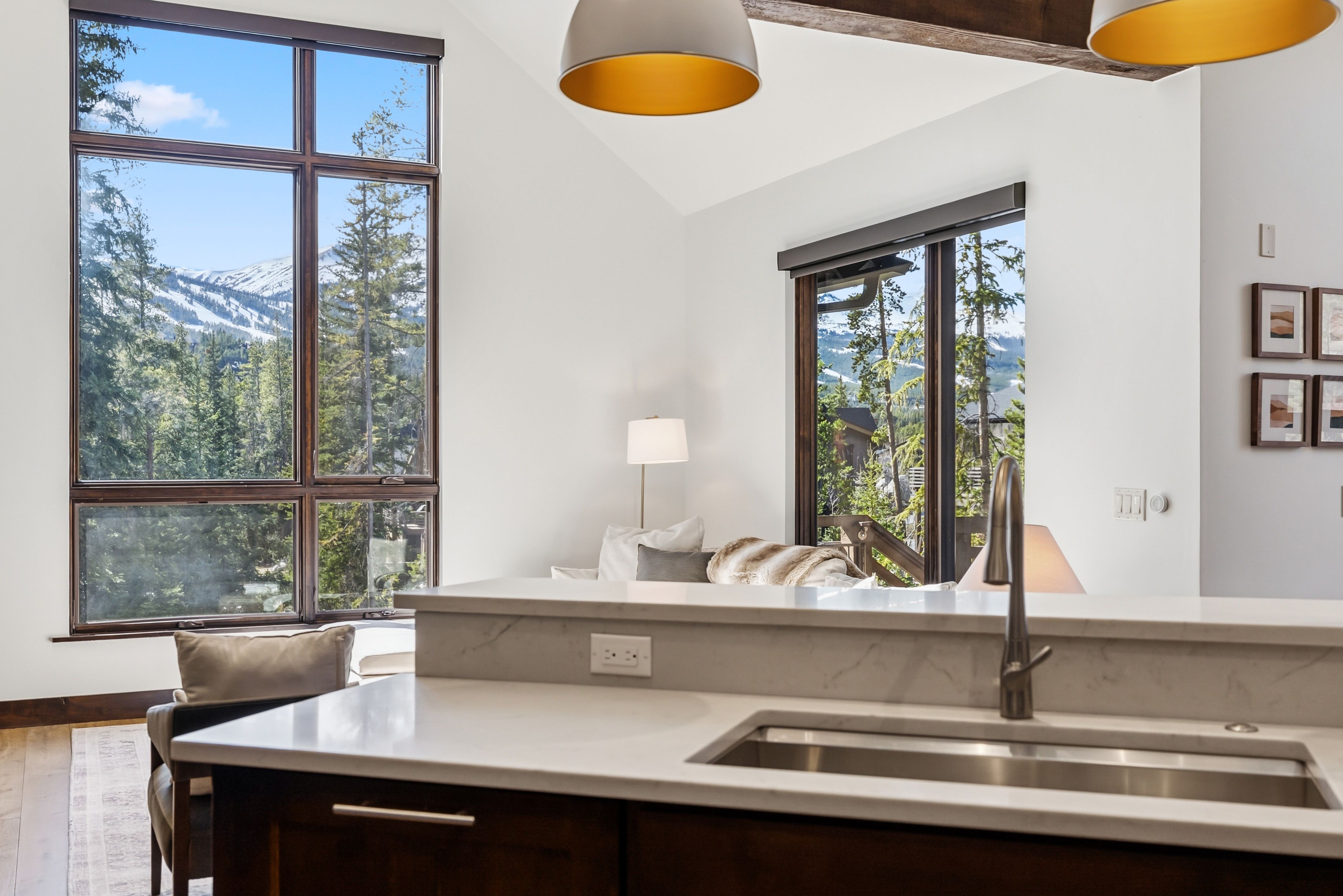 341 River Park Drive 