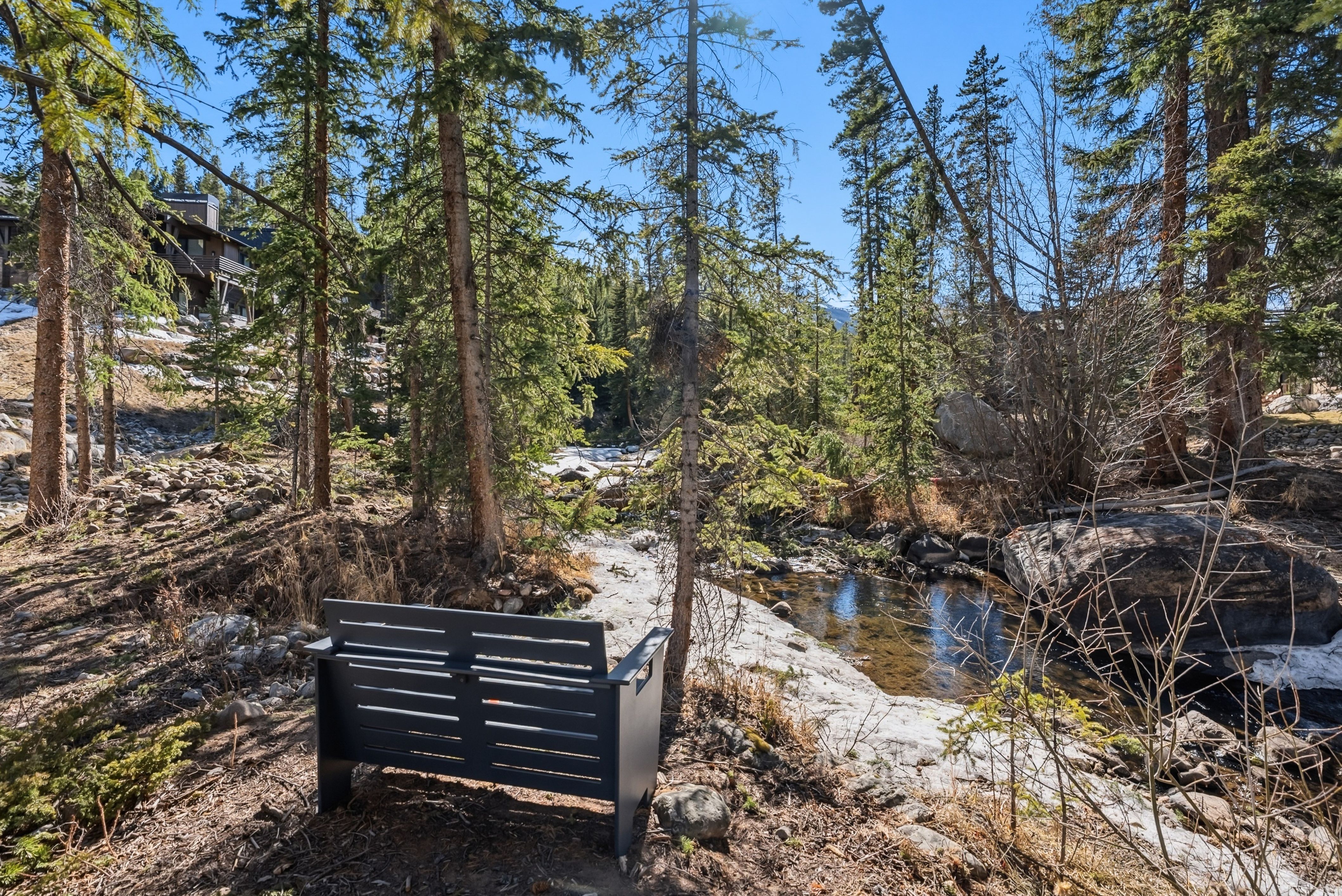 341 River Park Drive 