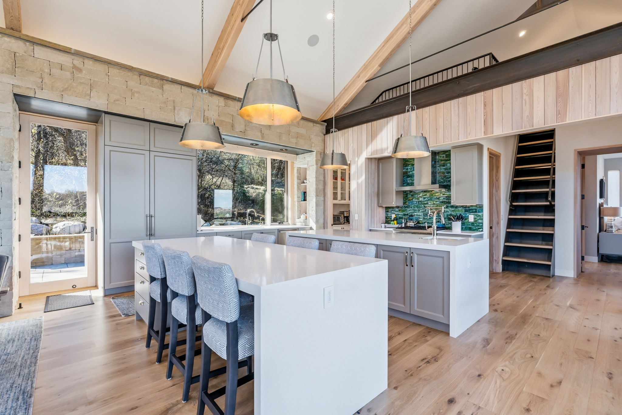 1136 Steamboat Boulevard 