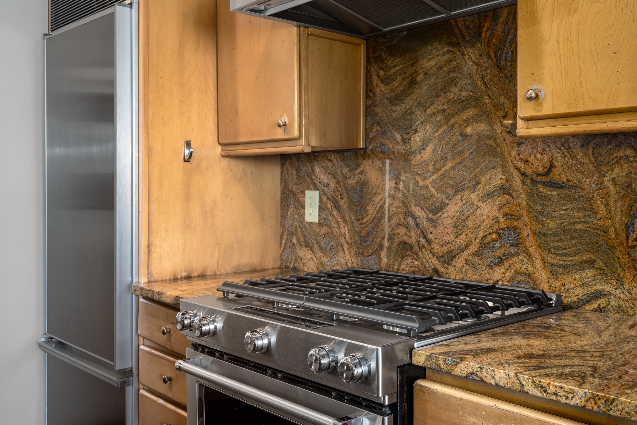 1863 Clubhouse Drive 