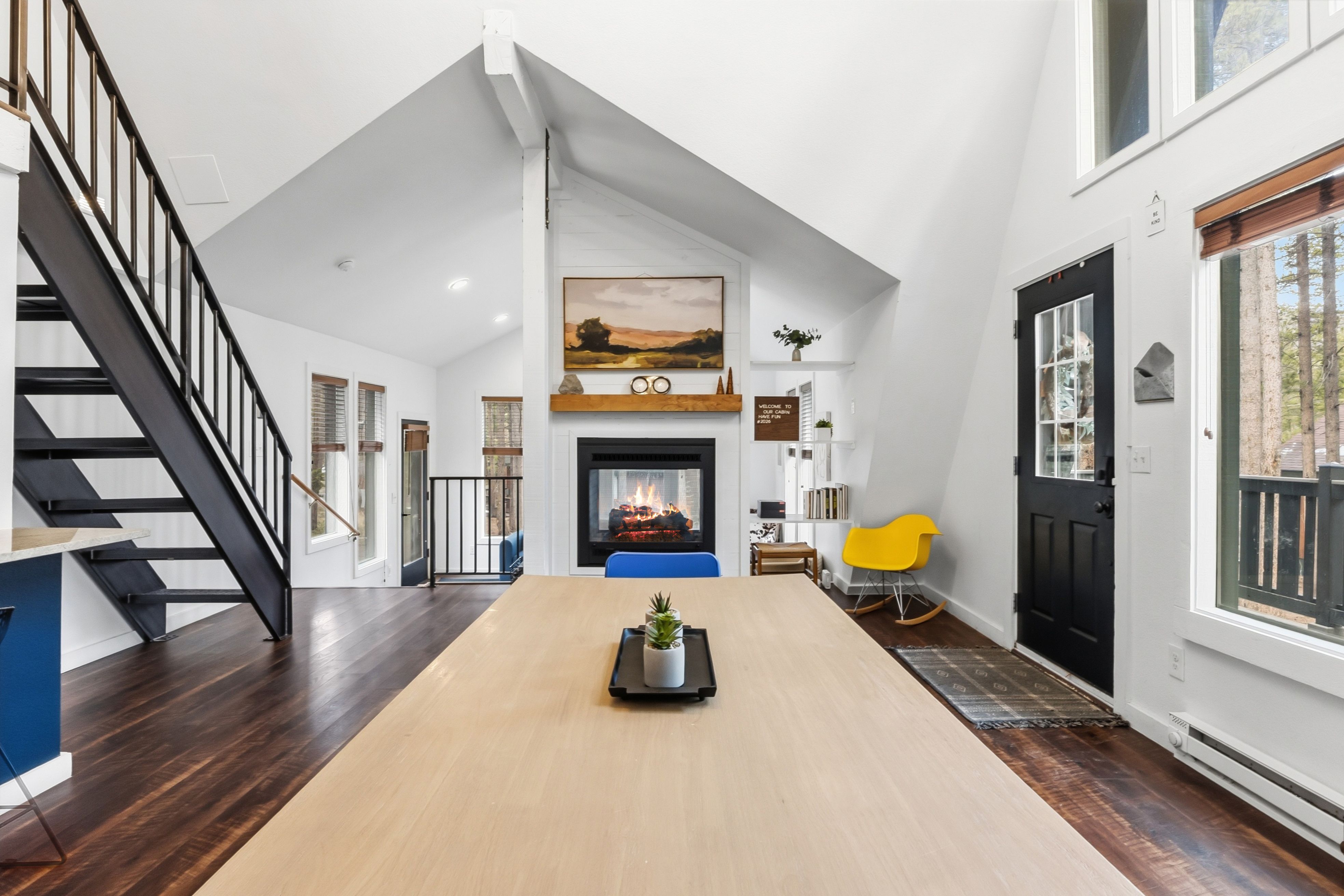 293 Regal Circle