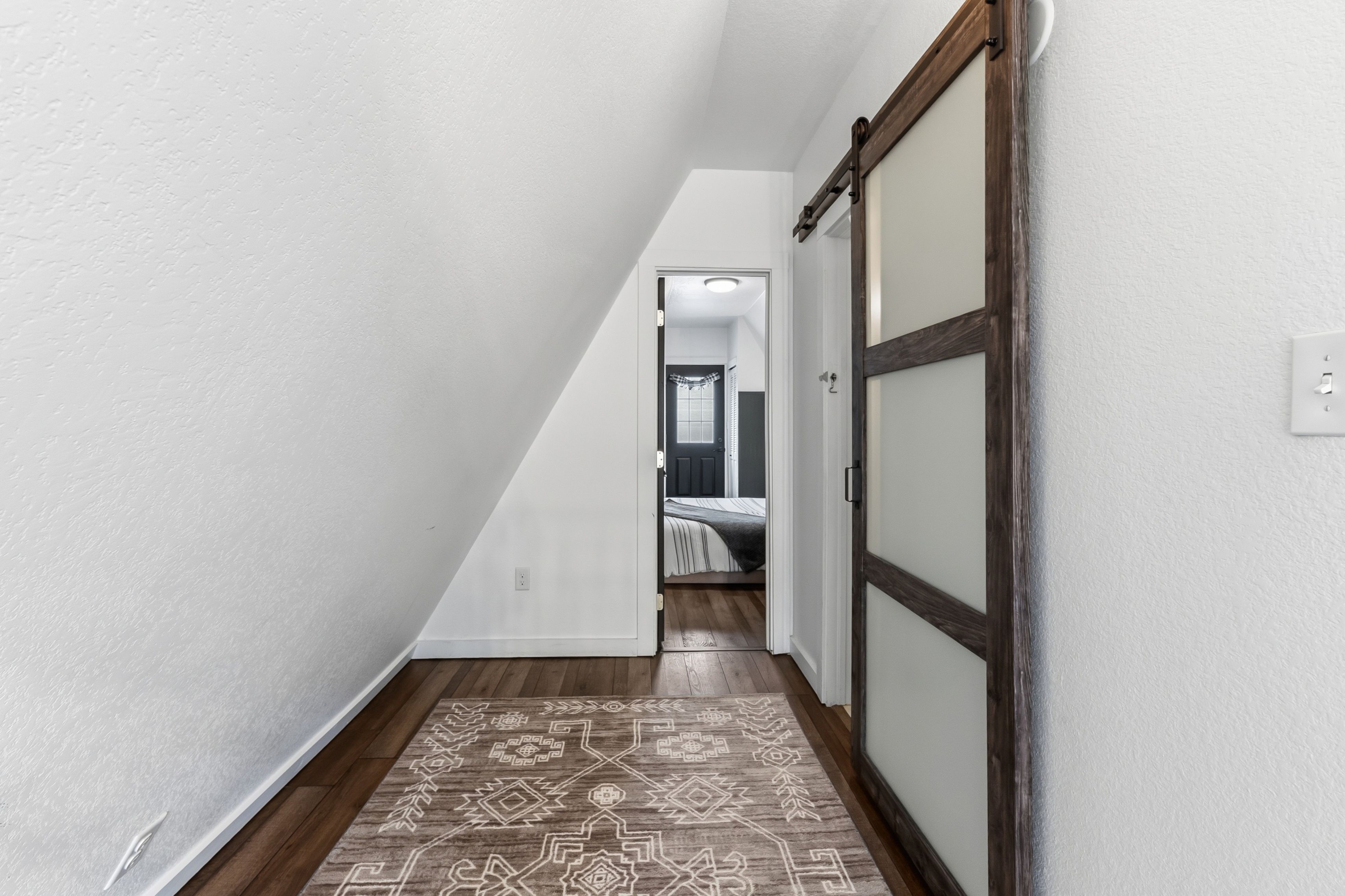 293 Regal Circle
