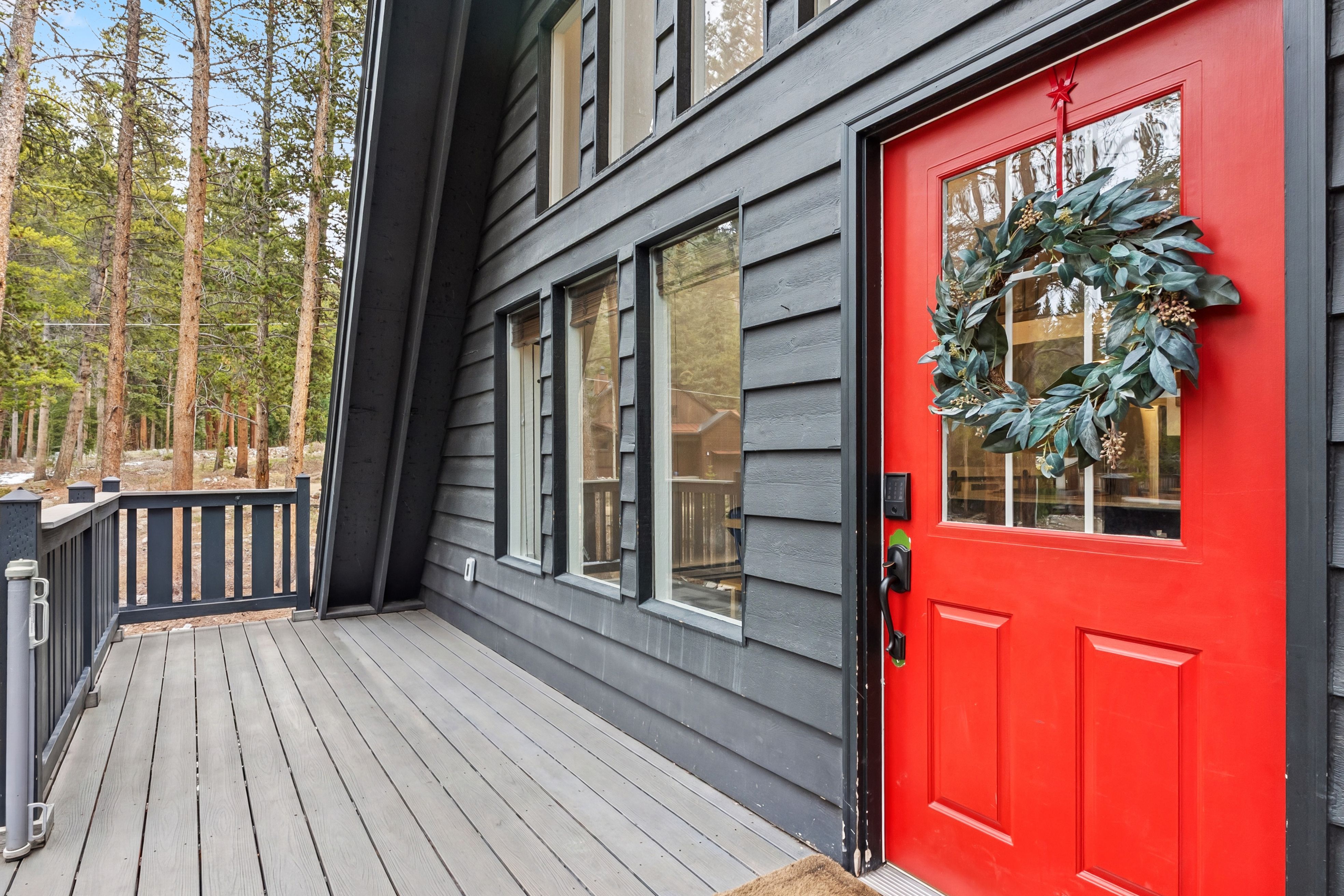 293 Regal Circle