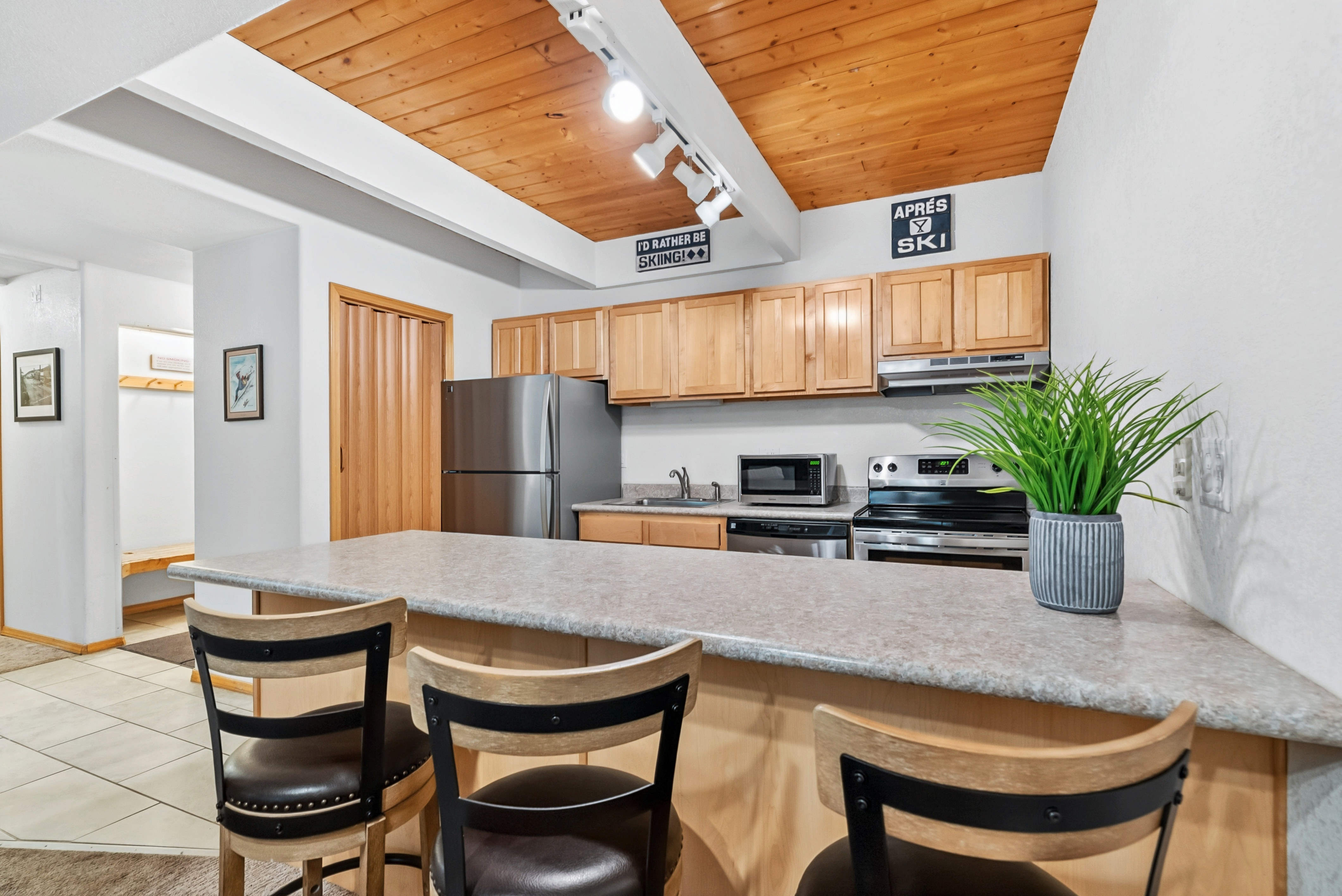 800 Columbine Road Unit# C1