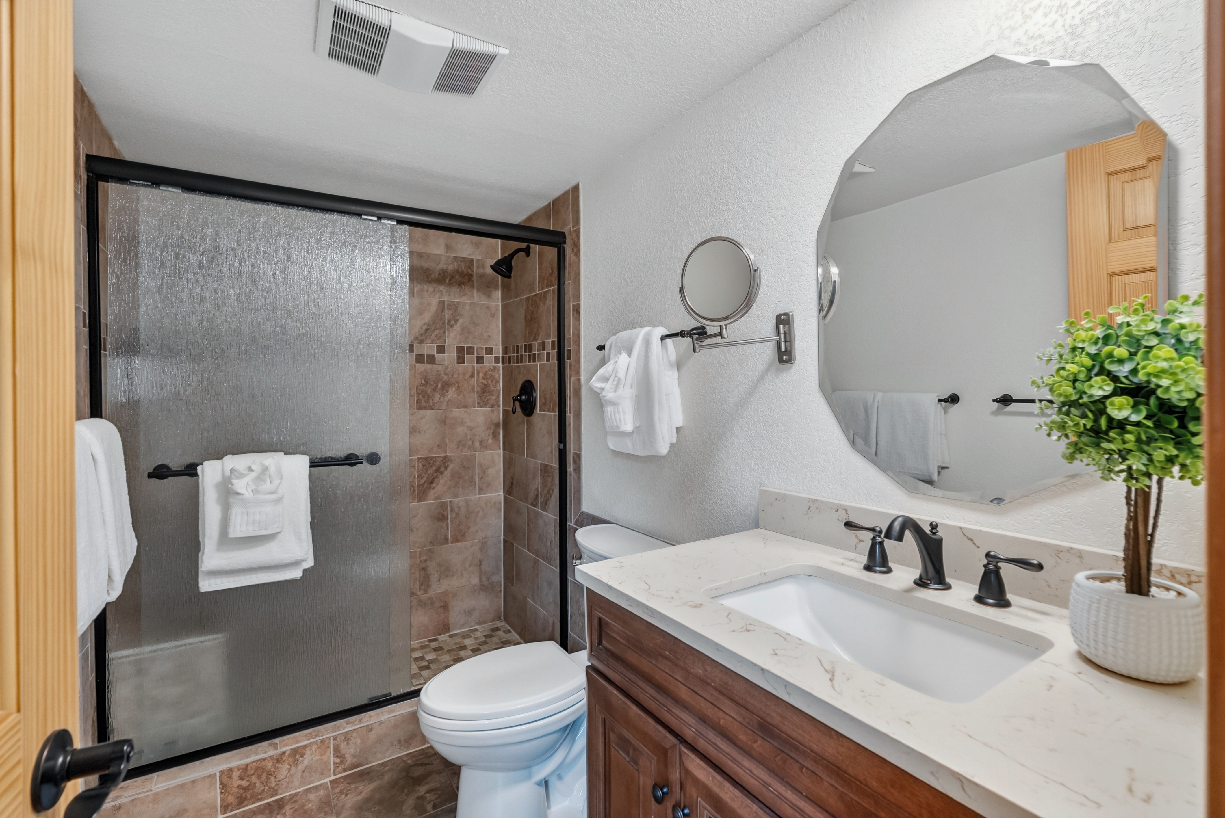 800 Columbine Road Unit# C1