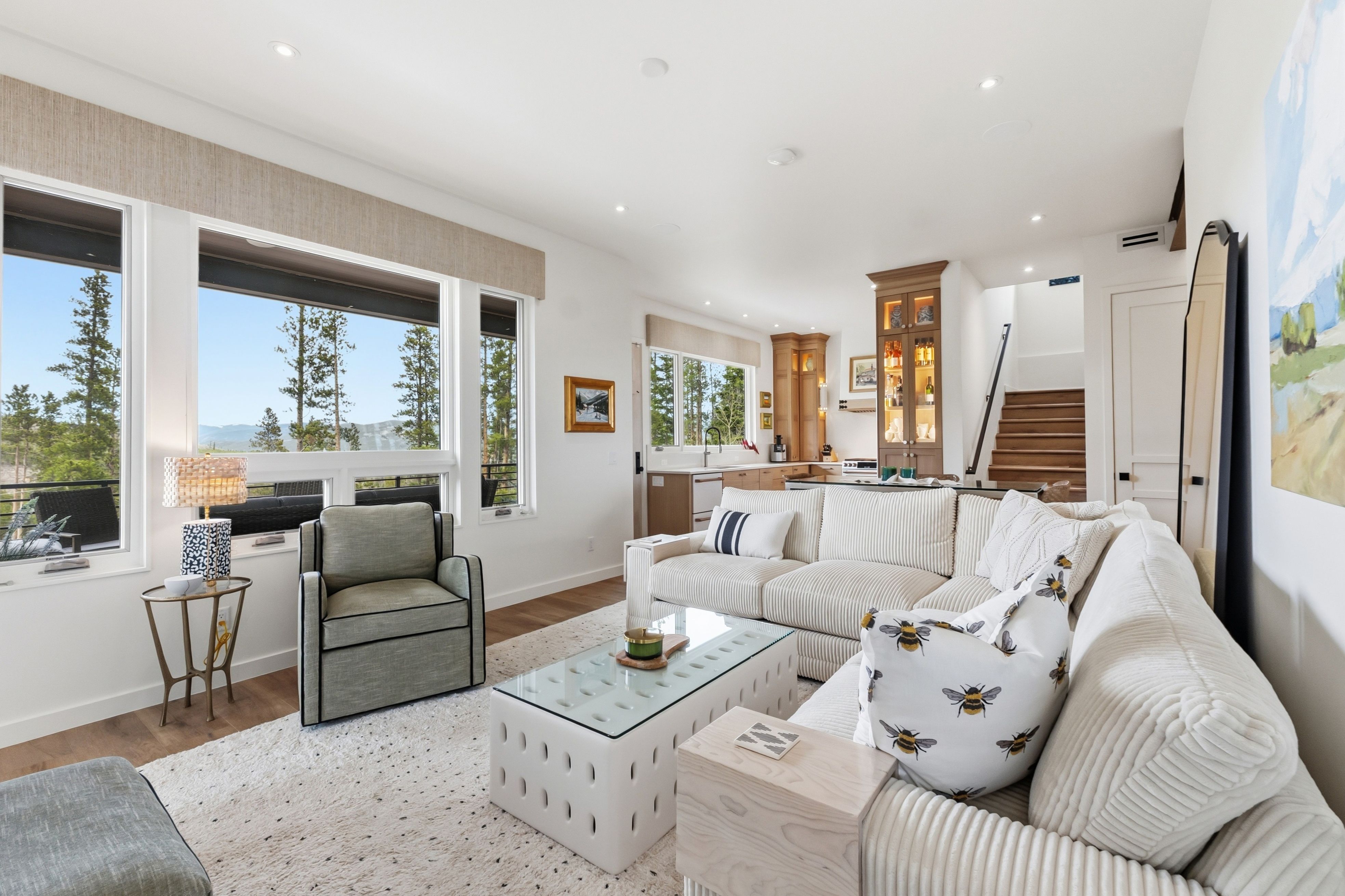 175 Protector Place 