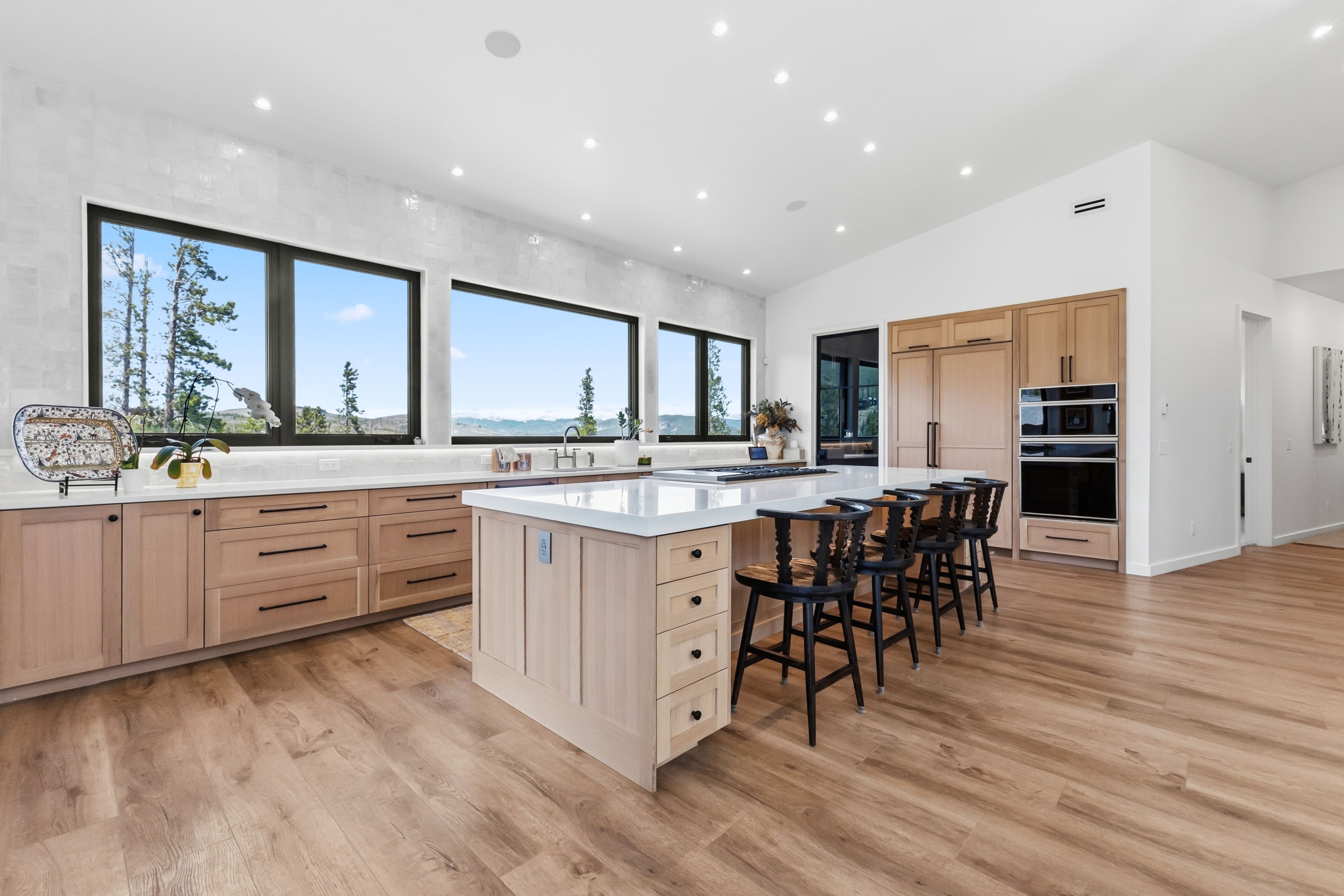 175 Protector Place 