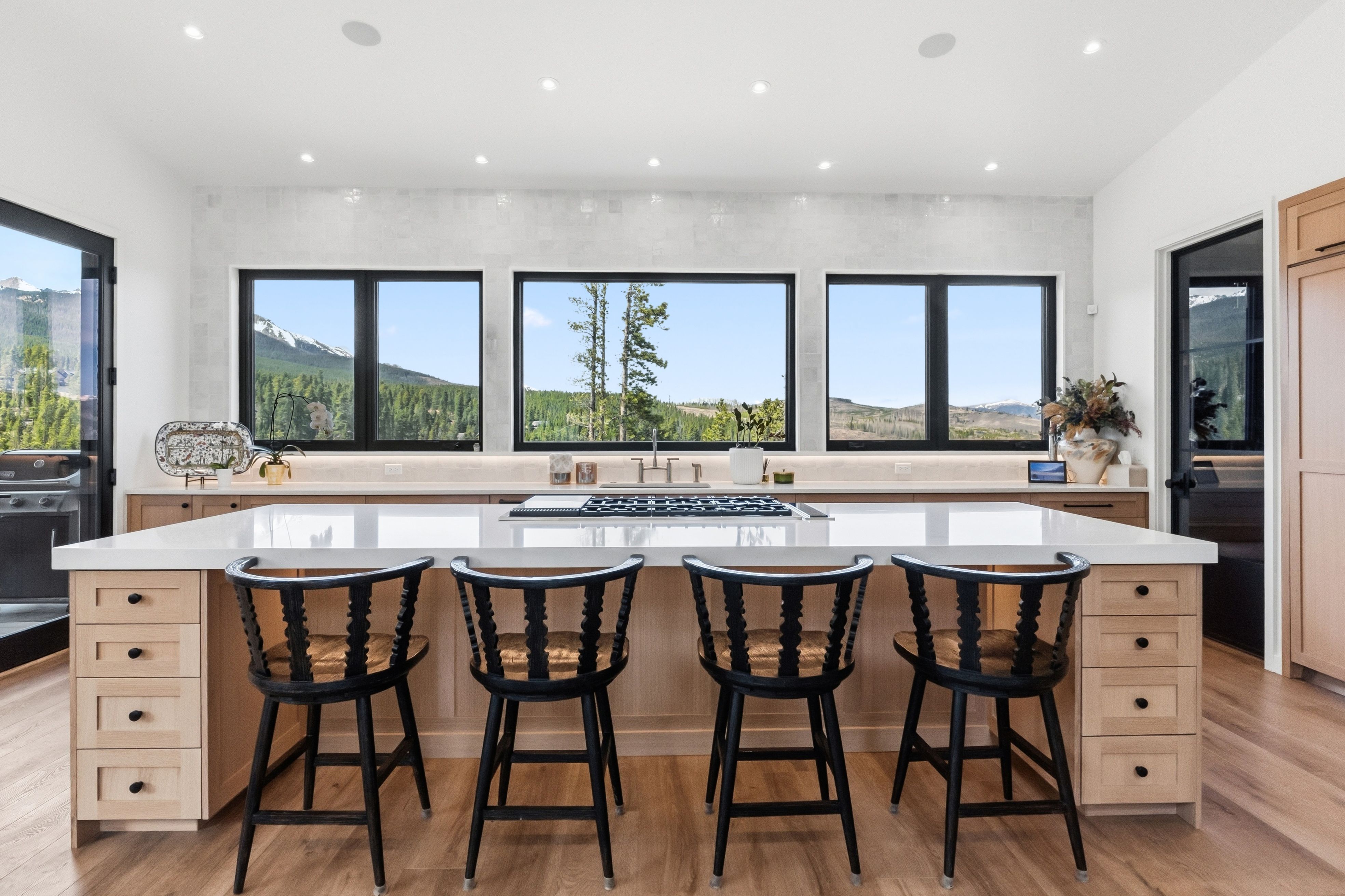 175 Protector Place 