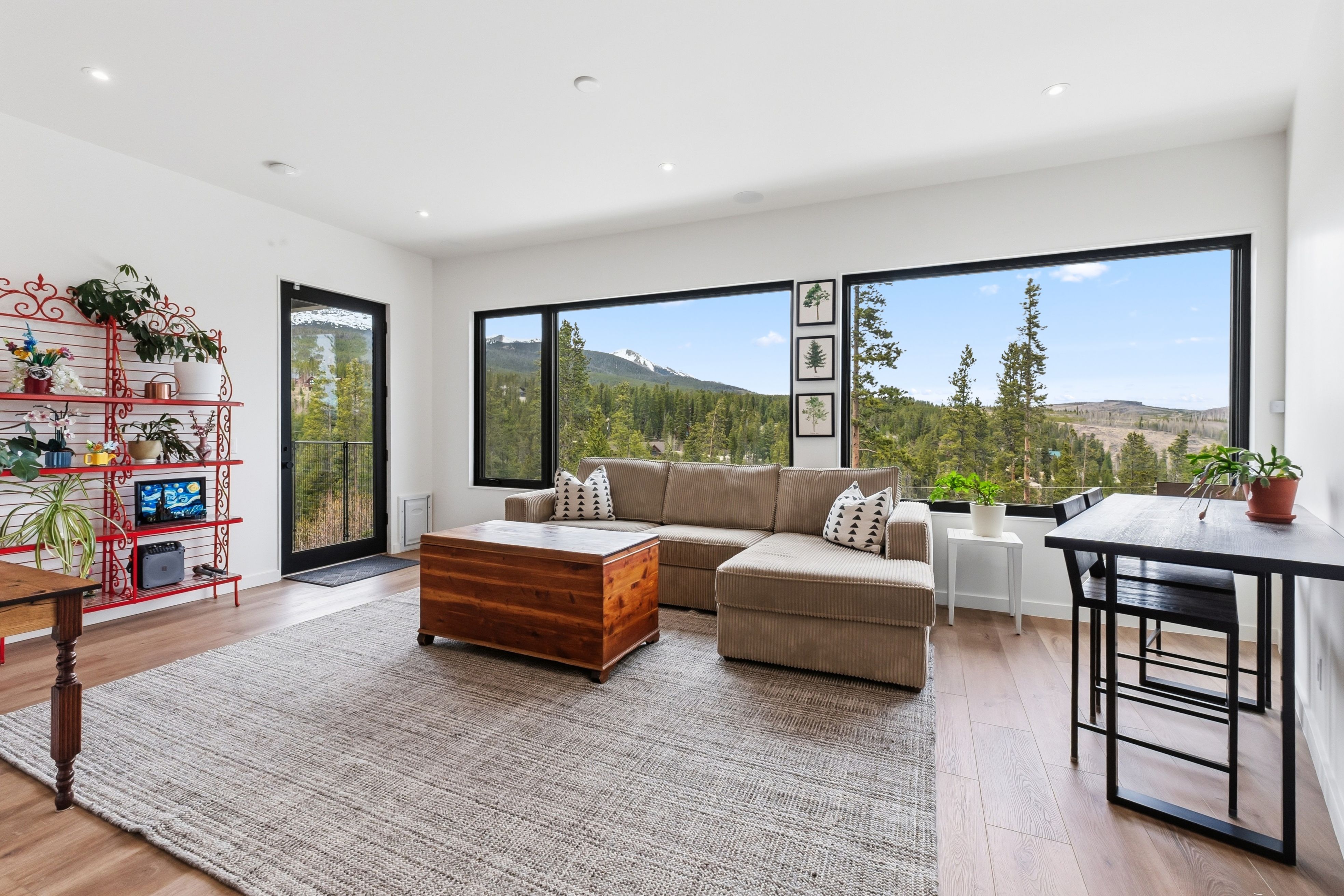 175 Protector Place 