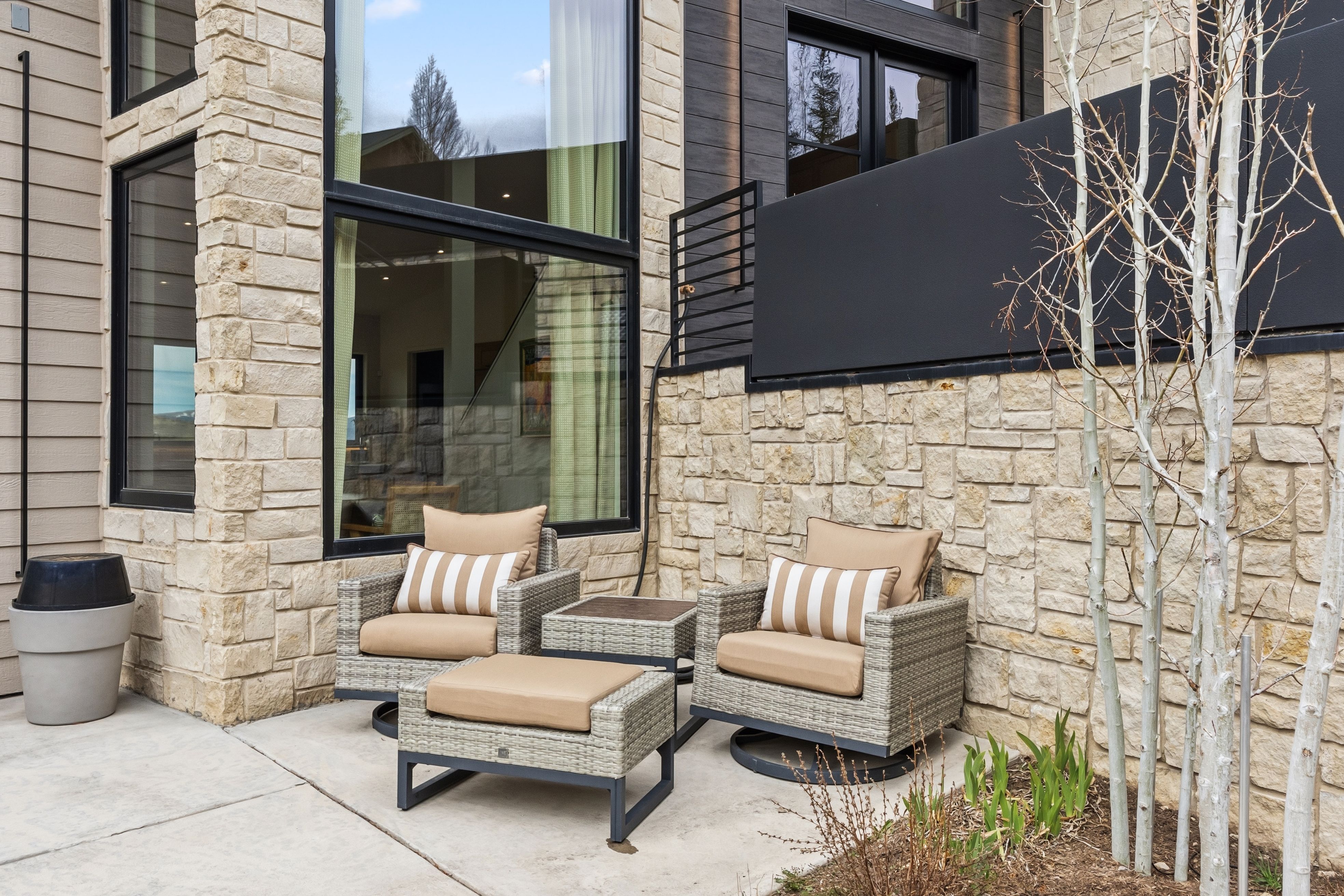 175 Protector Place 