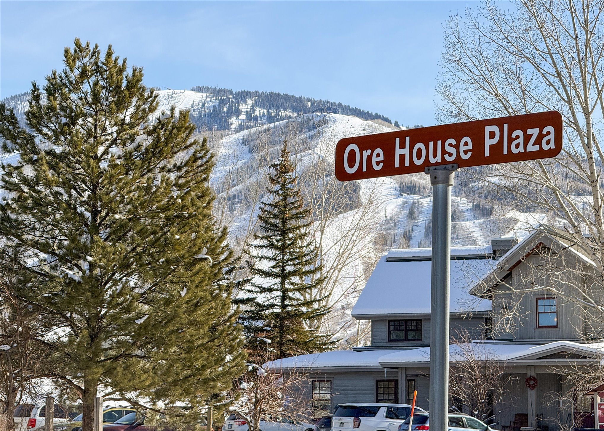 380 Ore House Plaza Unit #106