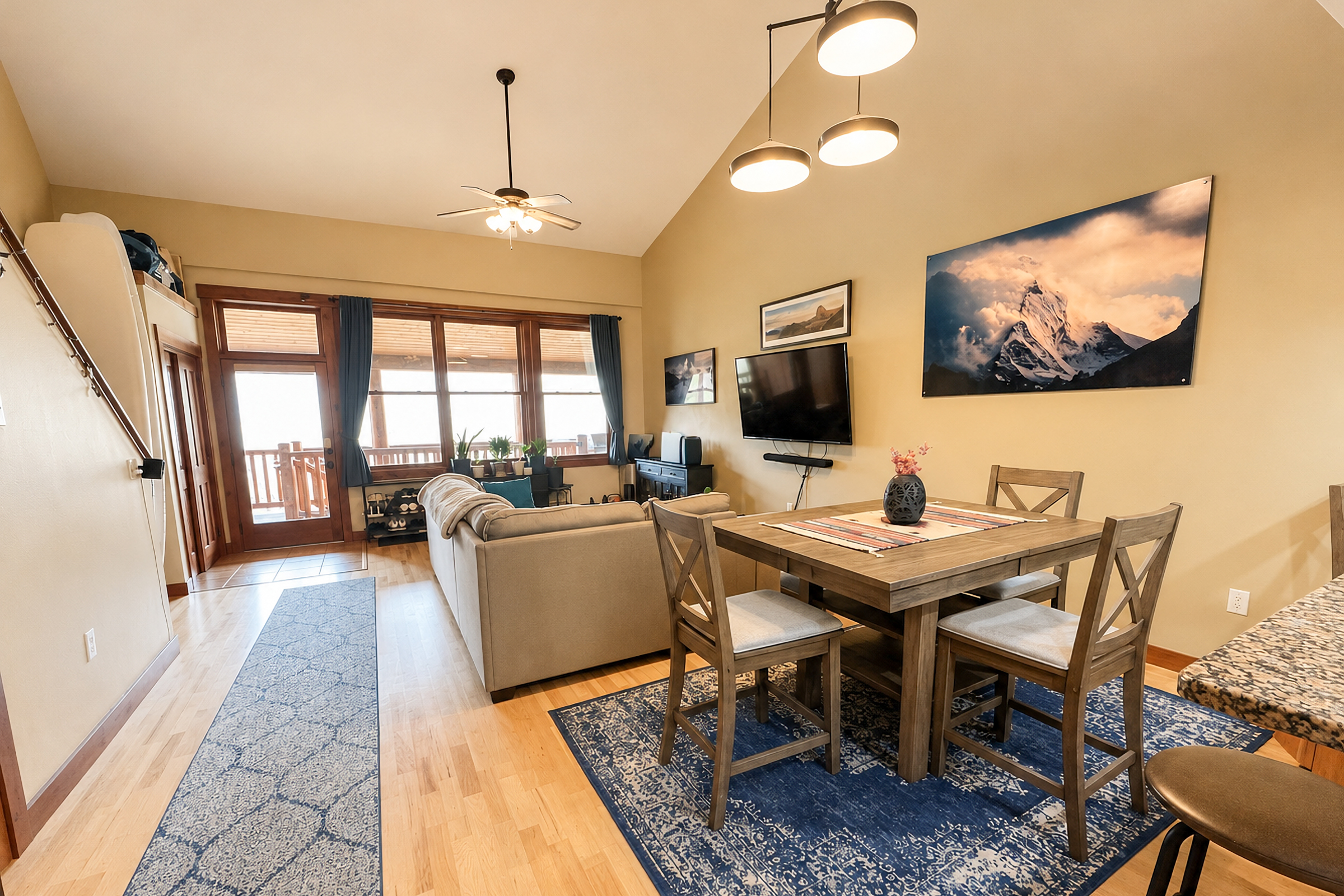 1169 Hilltop Lane Unit #302