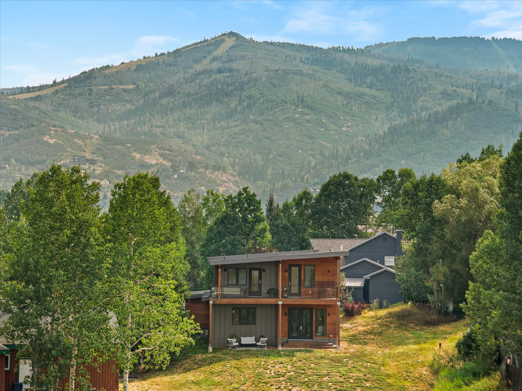 1647 Red Hawk Court 